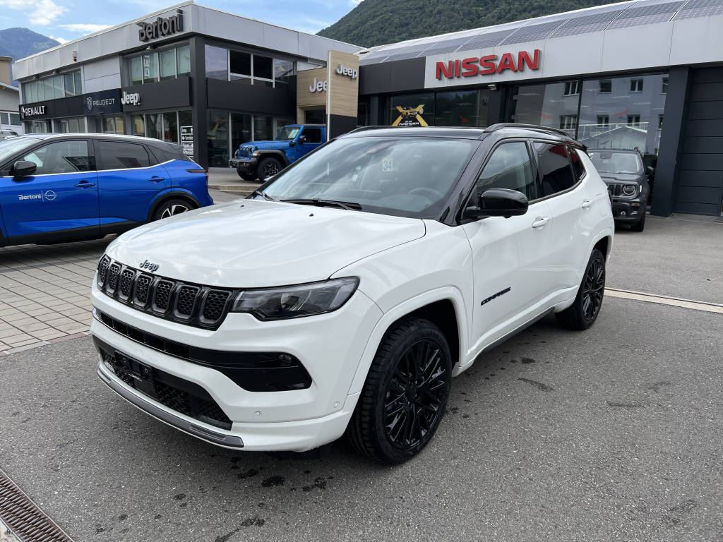 JEEP Compass (SUV / Gelndewagen)