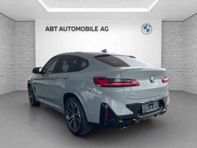 BMW X4 M40i-showroom-element-2