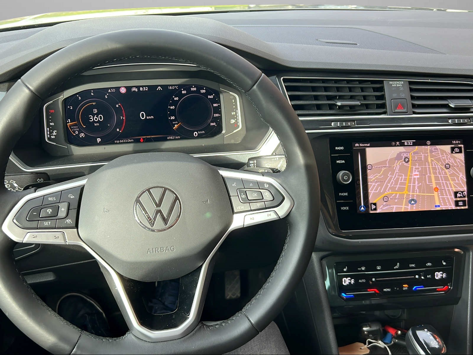 VW Tiguan 2.0TSI Elegance 4Motion DSG-image-7