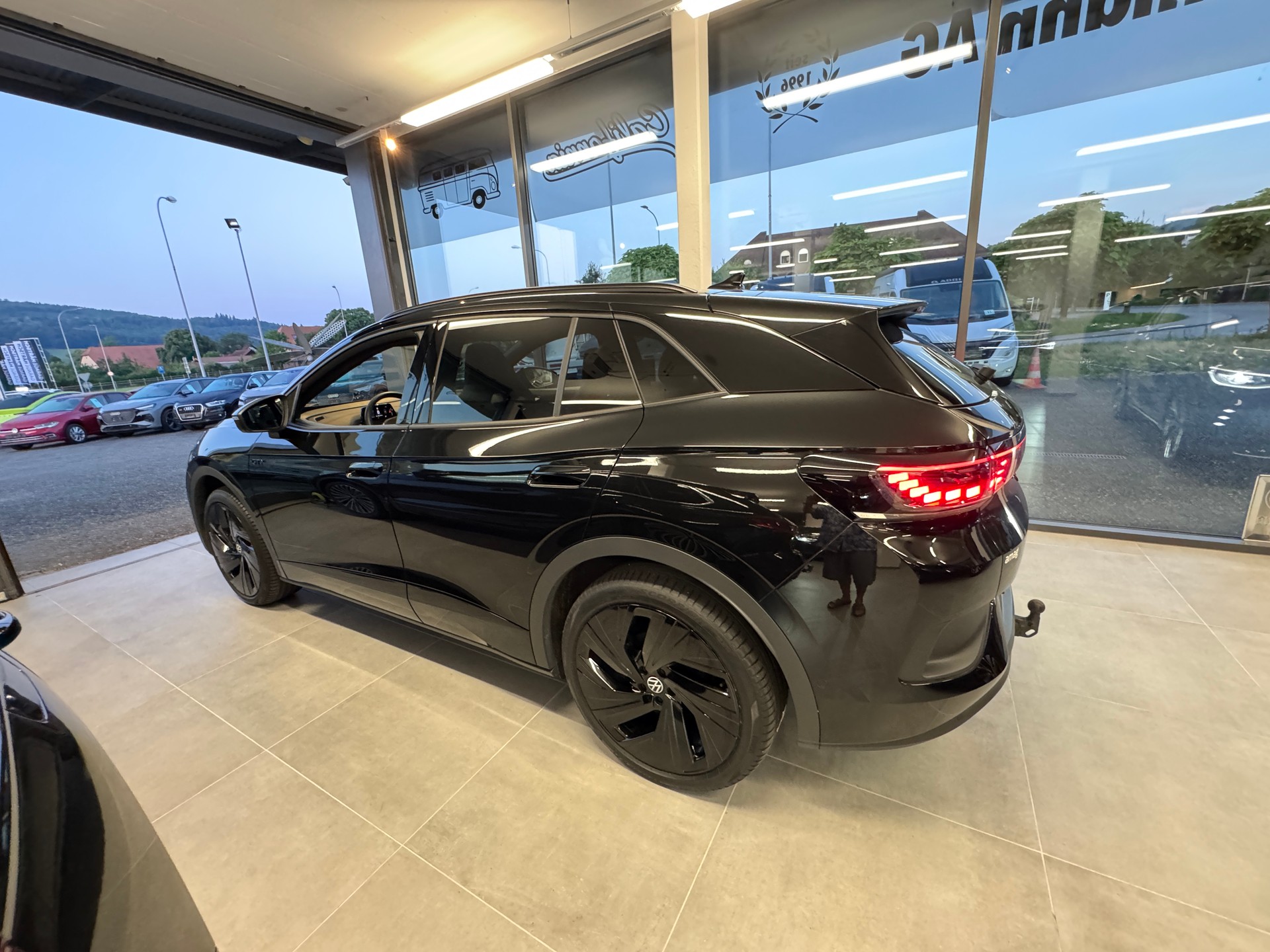 VW ID.4 GTX 77 kWh 4Motion (340PS) *Np.83'530.-* AHK PanoDach el.Sitze mit Memory🇨🇭CH Auslieferung-image-7