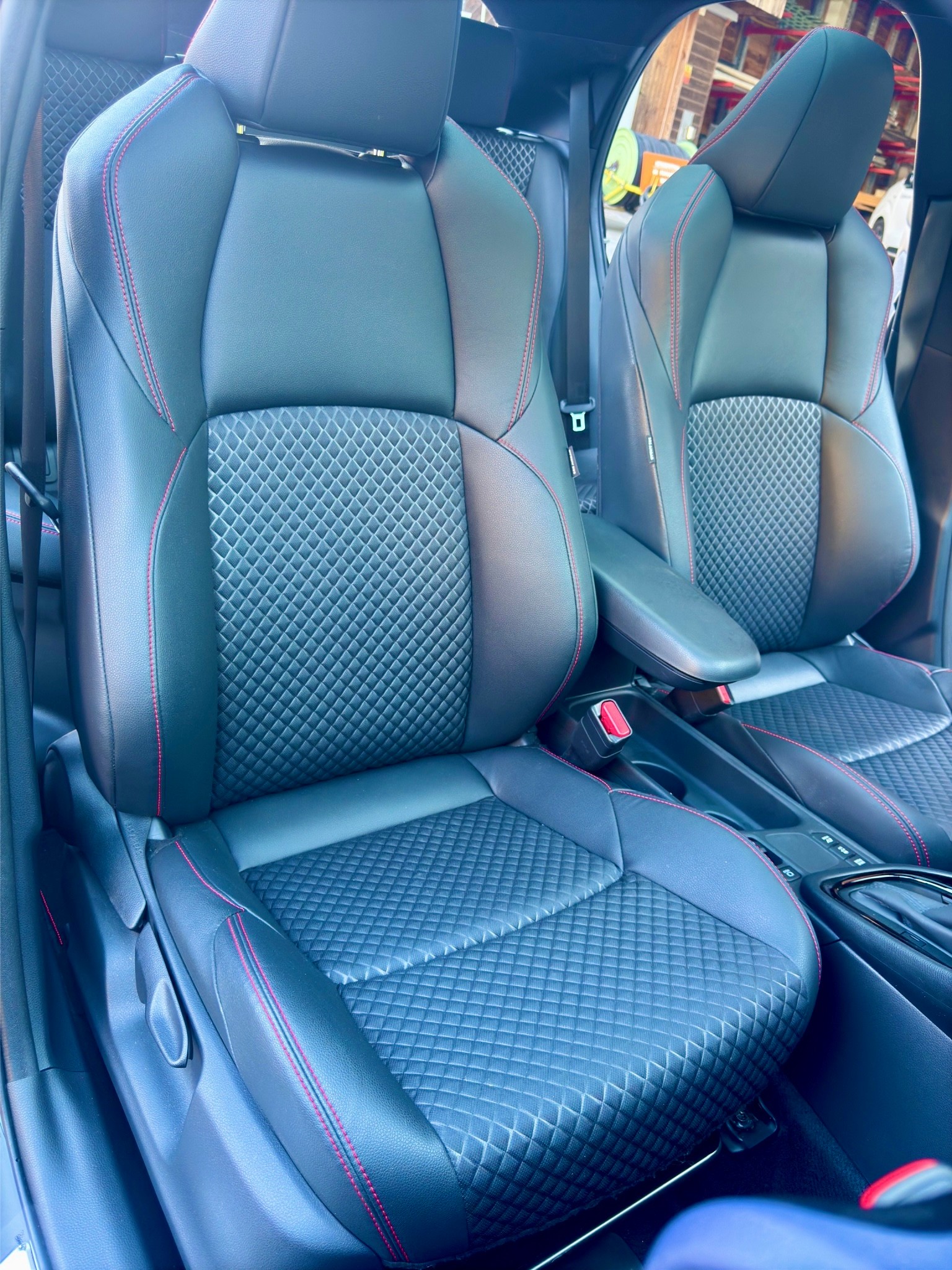 TOYOTA Yaris 1.5 Pop e-CVT-image-13