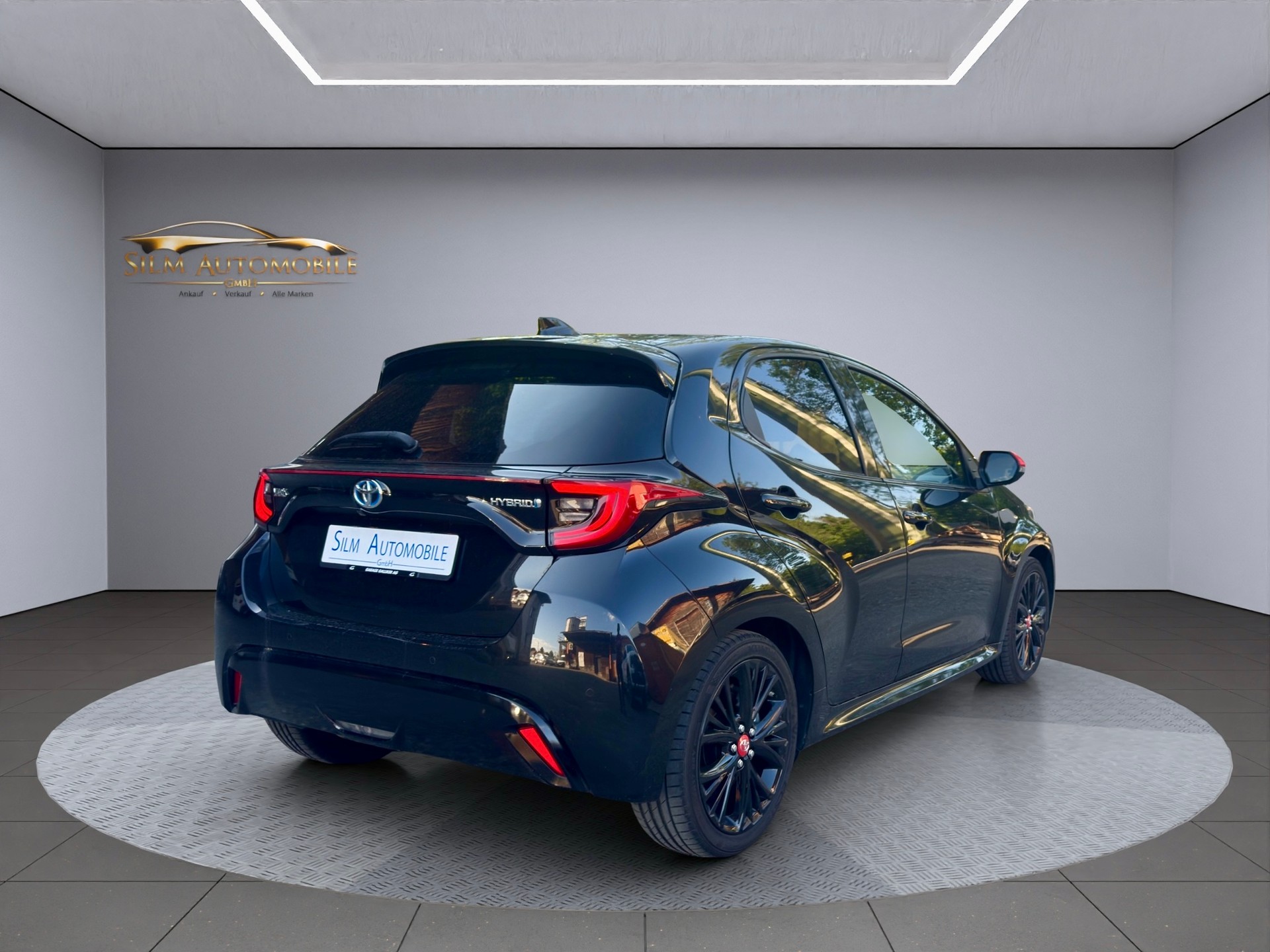 TOYOTA Yaris 1.5 Pop e-CVT-image-4