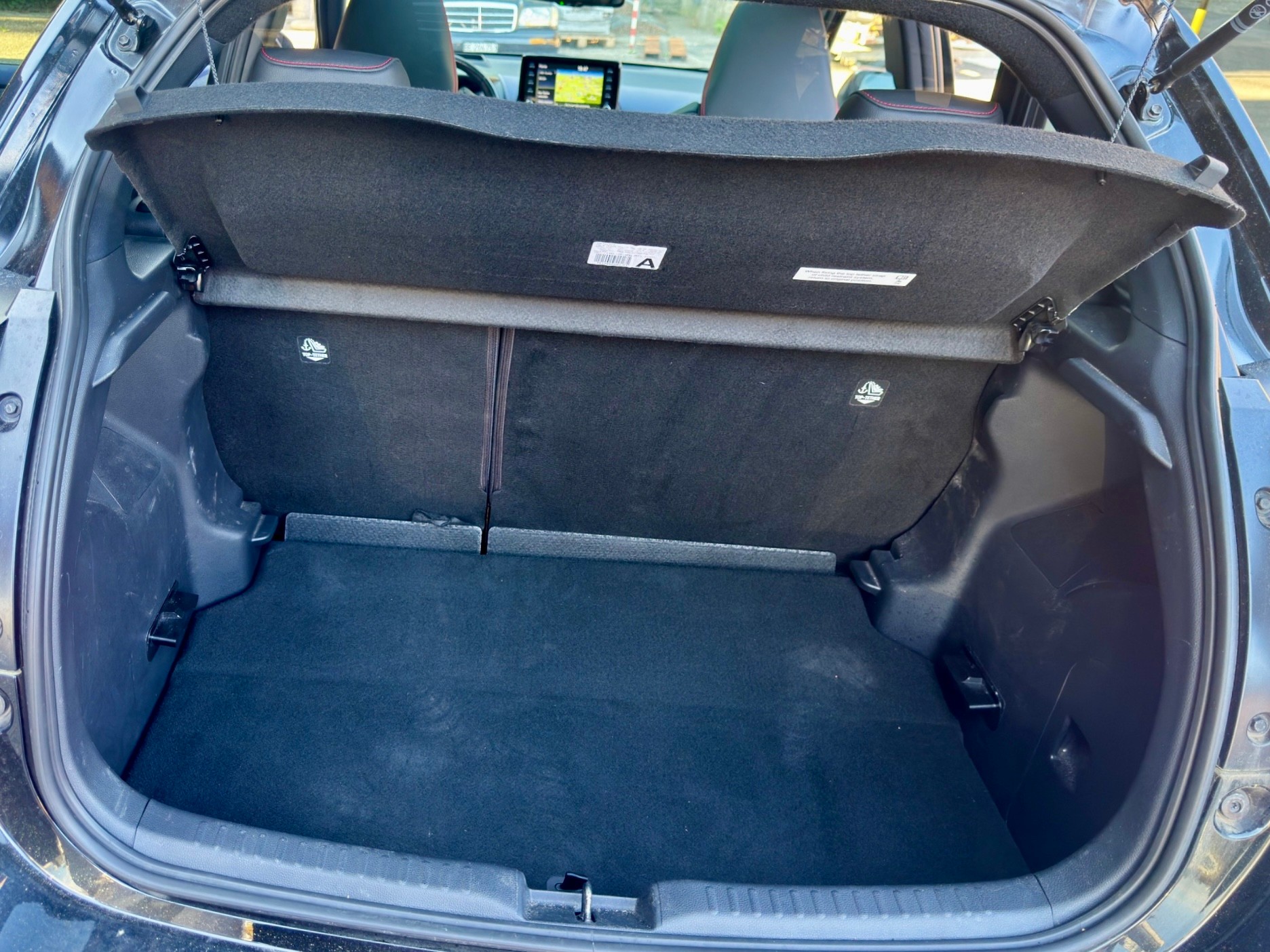 TOYOTA Yaris 1.5 Pop e-CVT-image-16