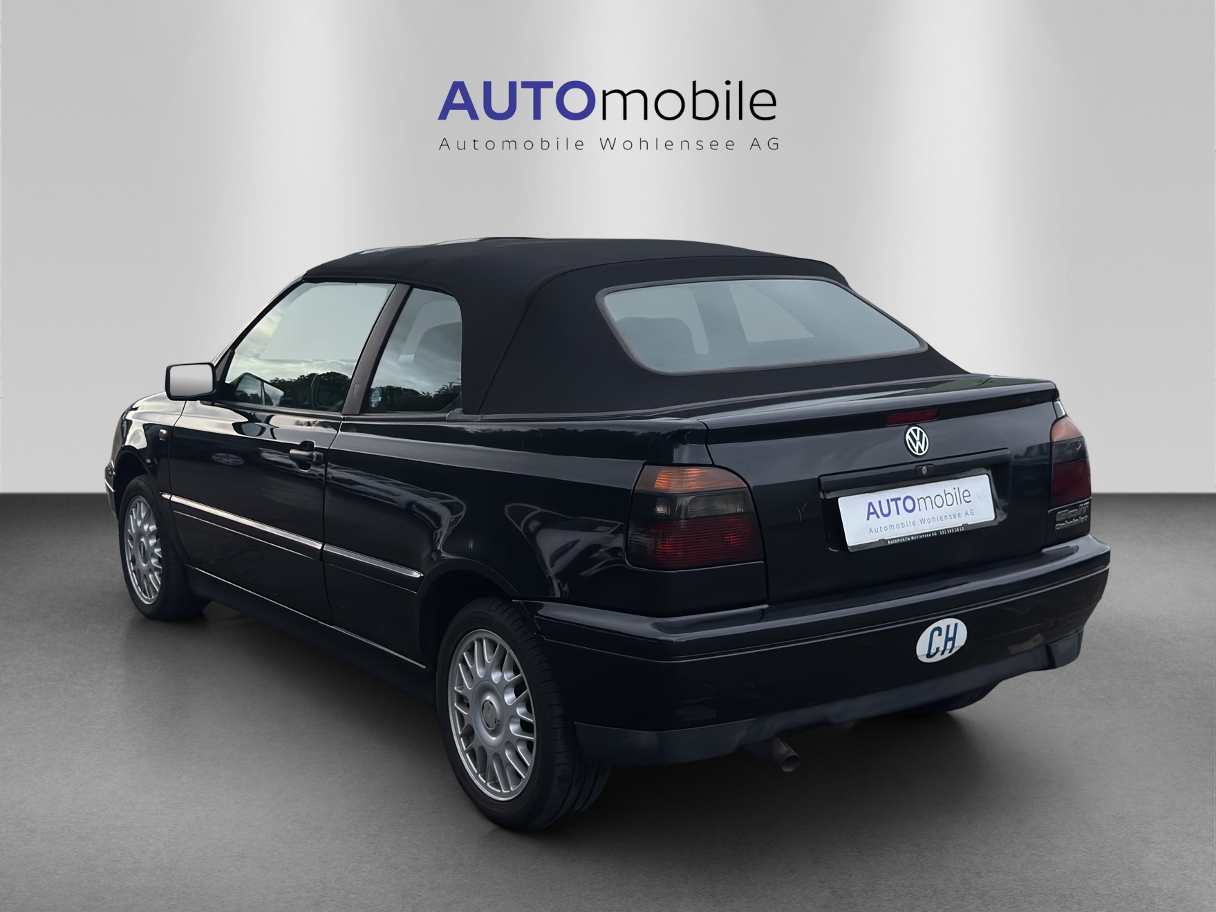 VW Golf Cabriolet 2000 Swiss Classic-image-6