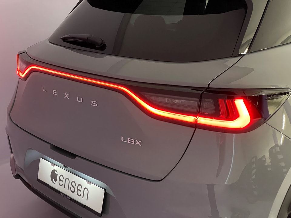 LBX 1.5 Hybrid Cool E-FOUR
