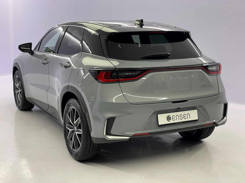 LBX 1.5 Hybrid Cool E-FOUR