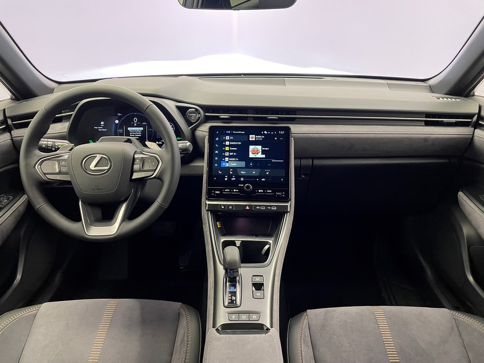 LBX 1.5 Hybrid Cool E-FOUR
