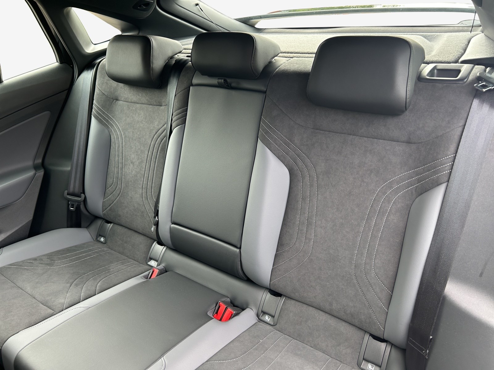 VW ID.5 Pro Performance 77 kWh-image-11