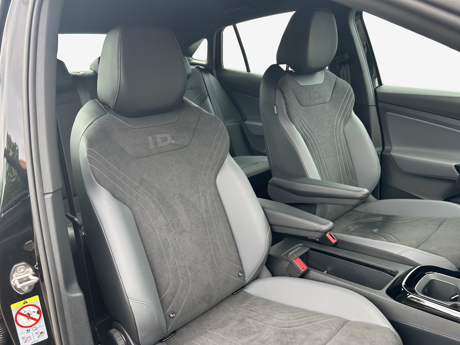 VW ID.5 Pro Performance 77 kWh-image-15