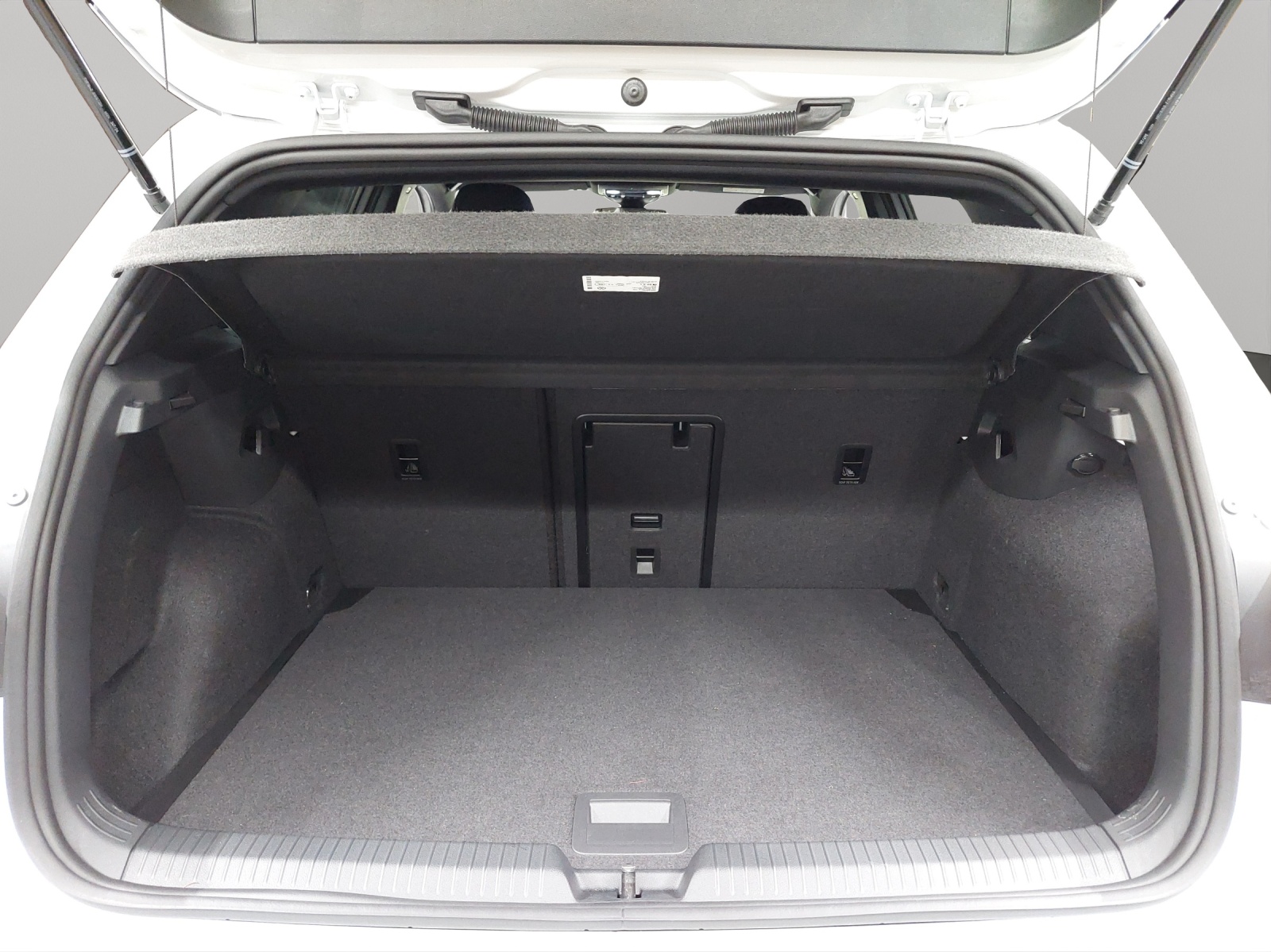 VW Golf 2.0 TSI R DSG 4 Motion-image-10
