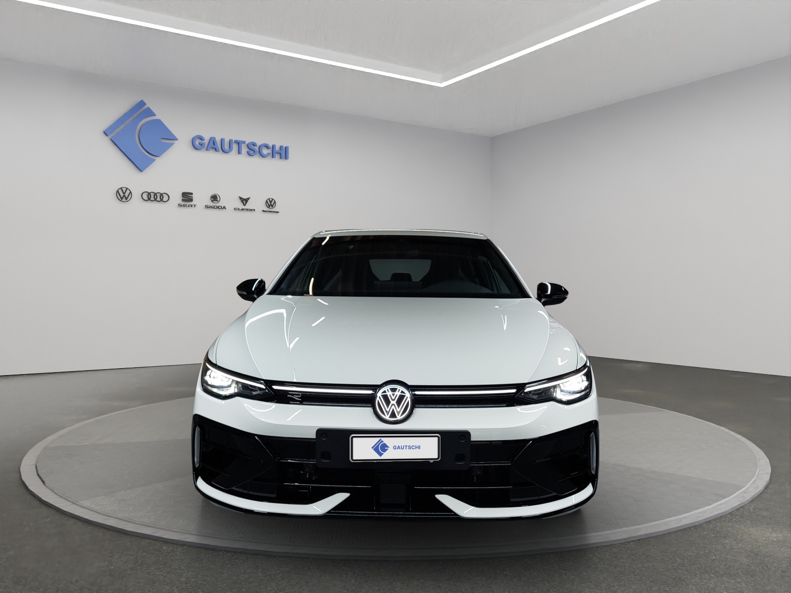 VW Golf 2.0 TSI R DSG 4 Motion-image-4