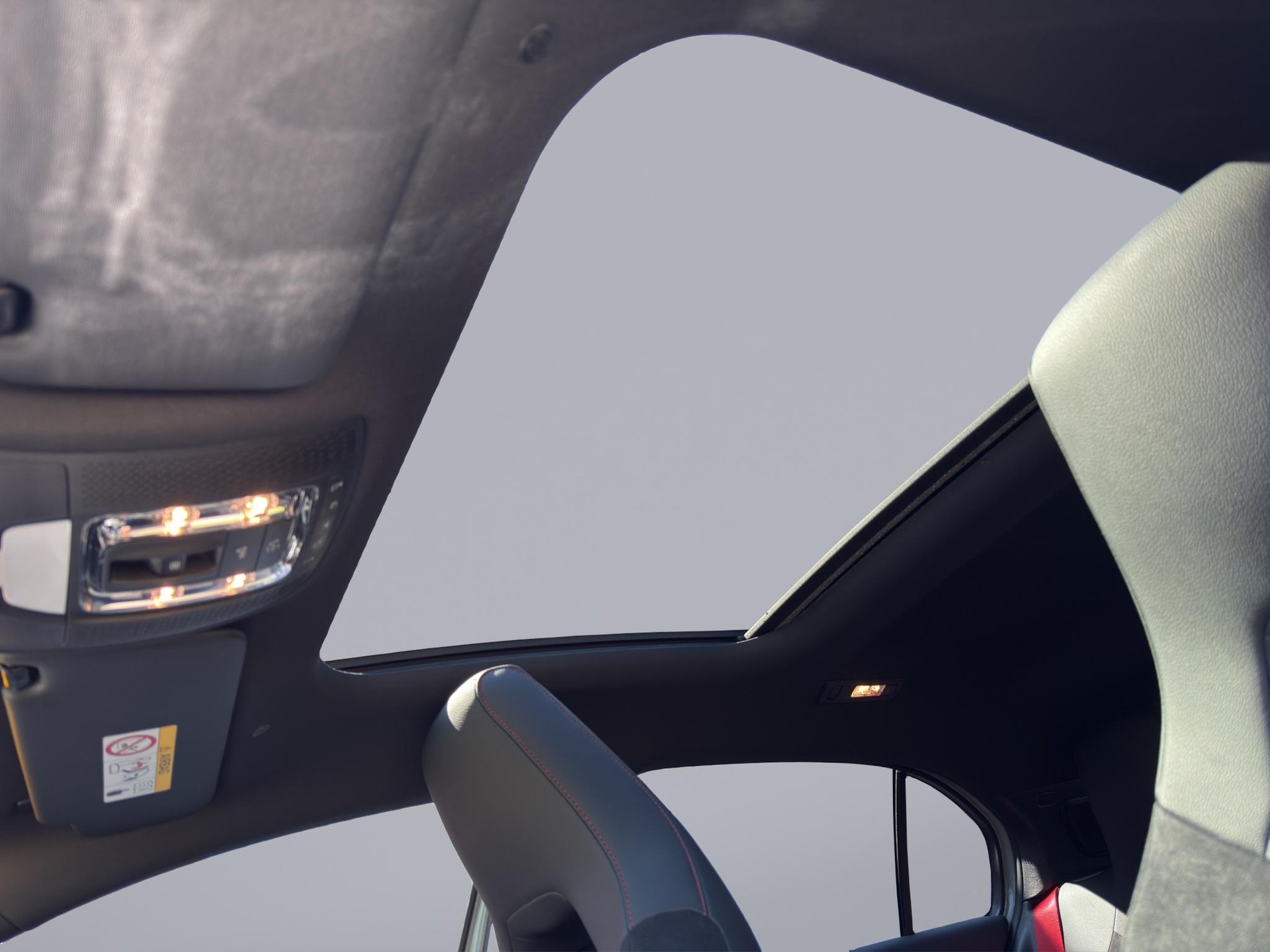 MERCEDES-BENZ A 35 AMG 4matic-image-17