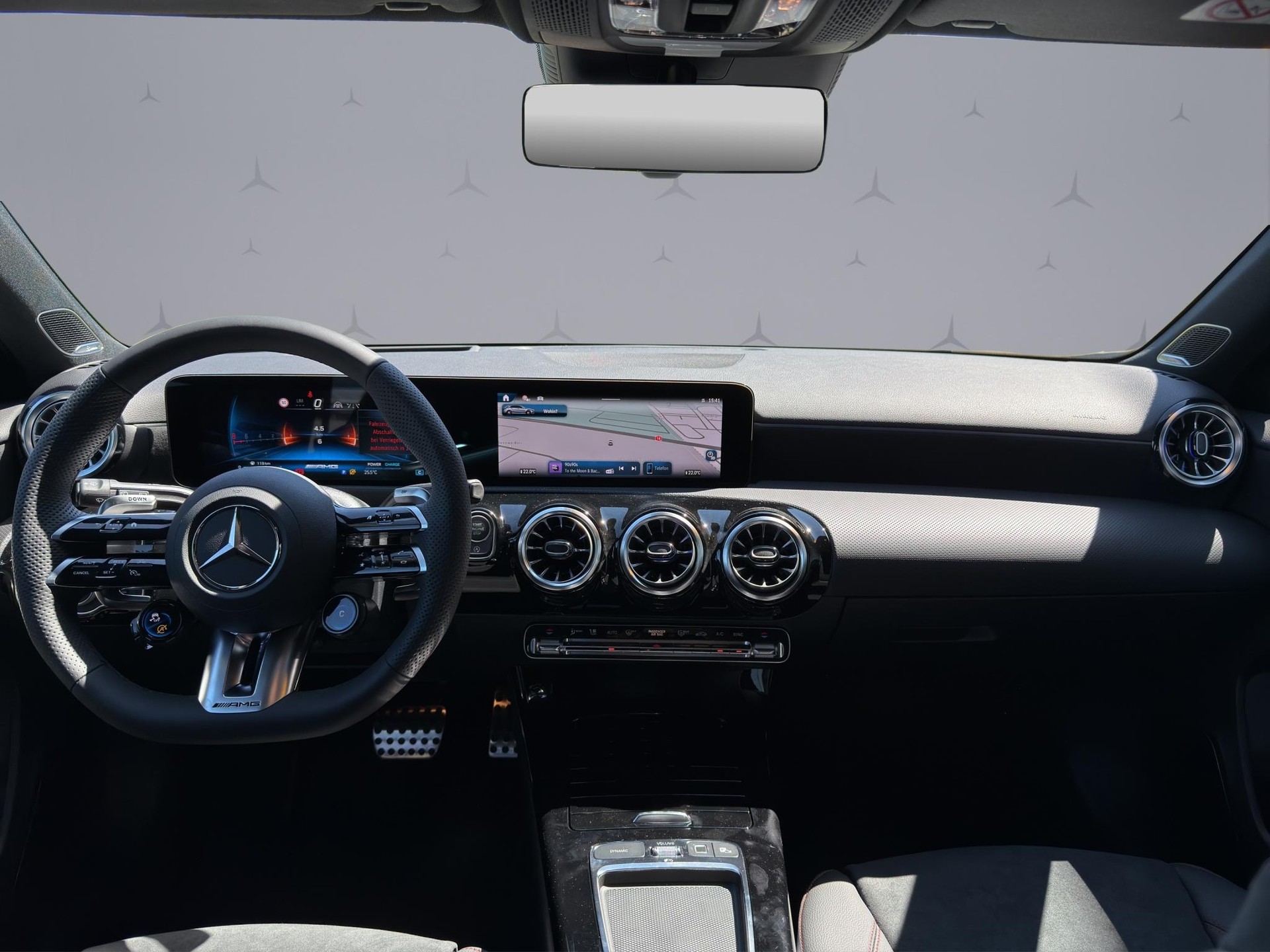 MERCEDES-BENZ A 35 AMG 4matic-image-12