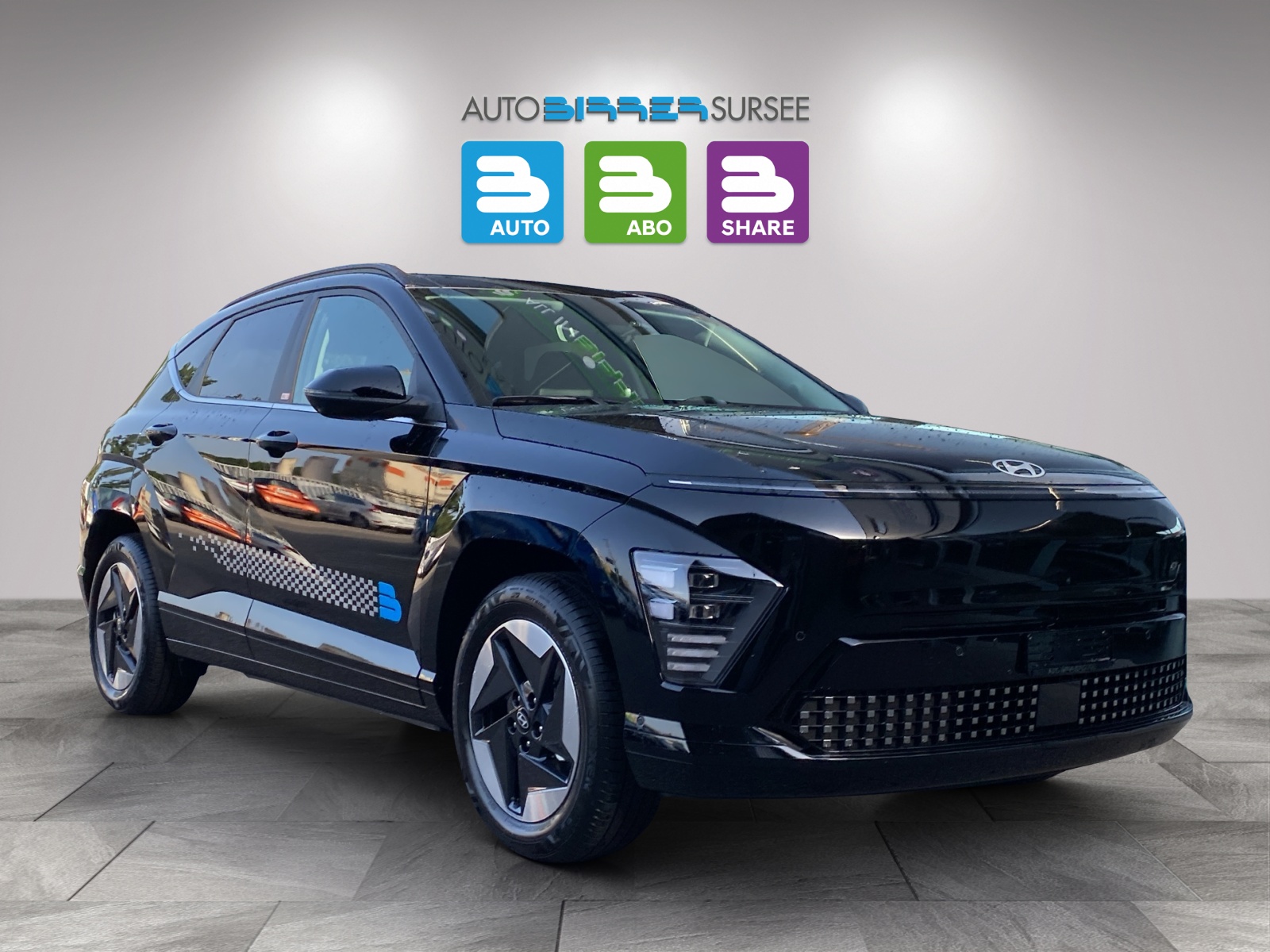 HYUNDAI Kona Electric Vertex-showroom-element-2