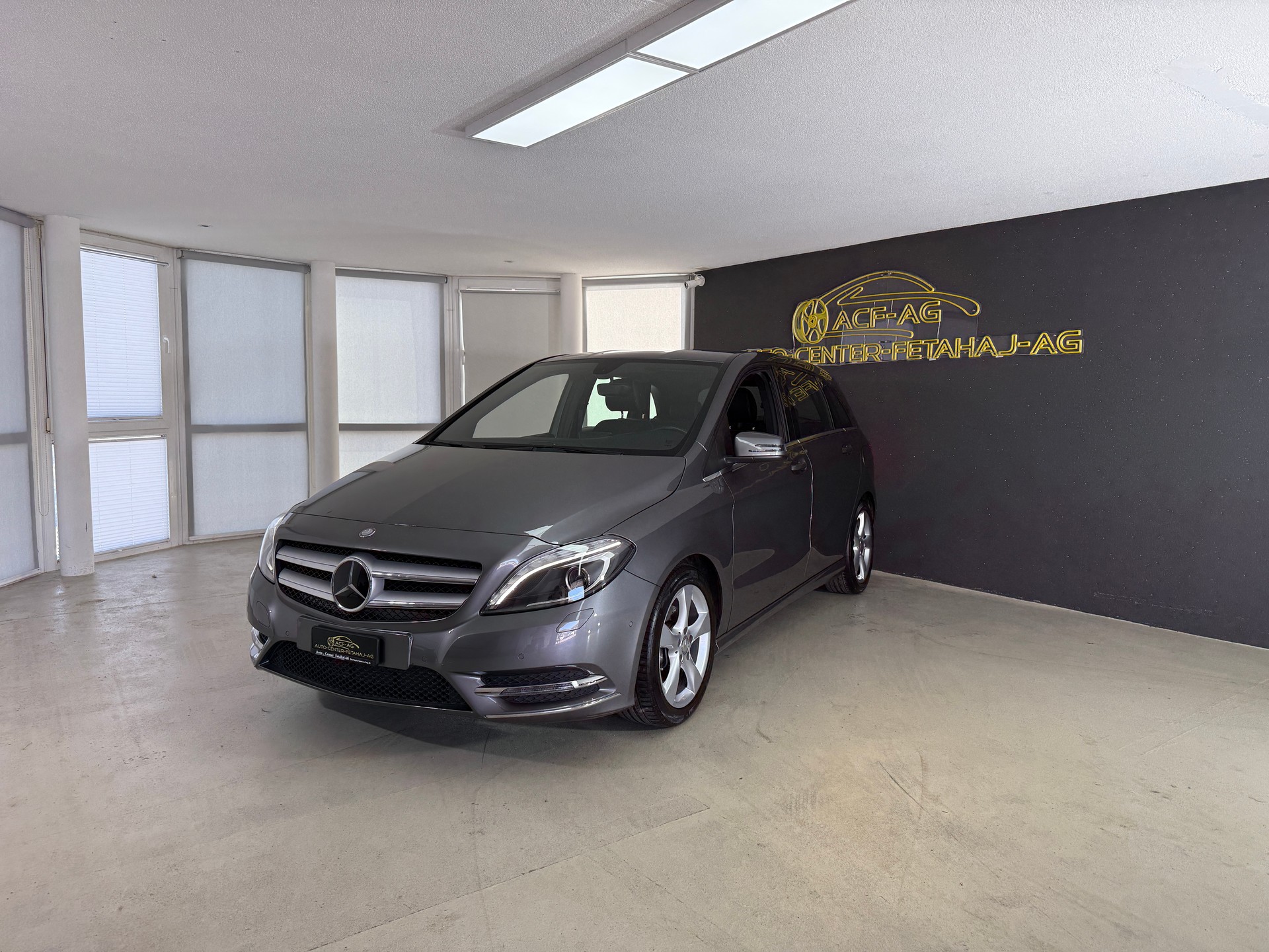 MERCEDES-BENZ B 200 7G-DCT