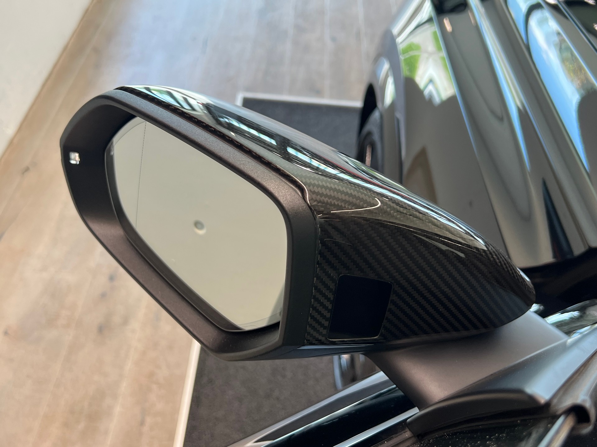 AUDI RSQ8  quattro tiptronic-image-15