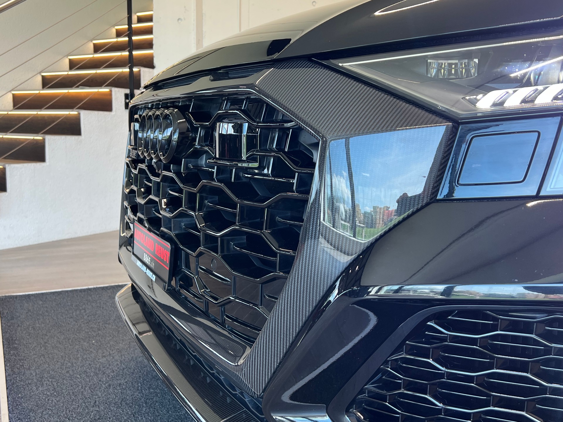 AUDI RSQ8  quattro tiptronic-image-11