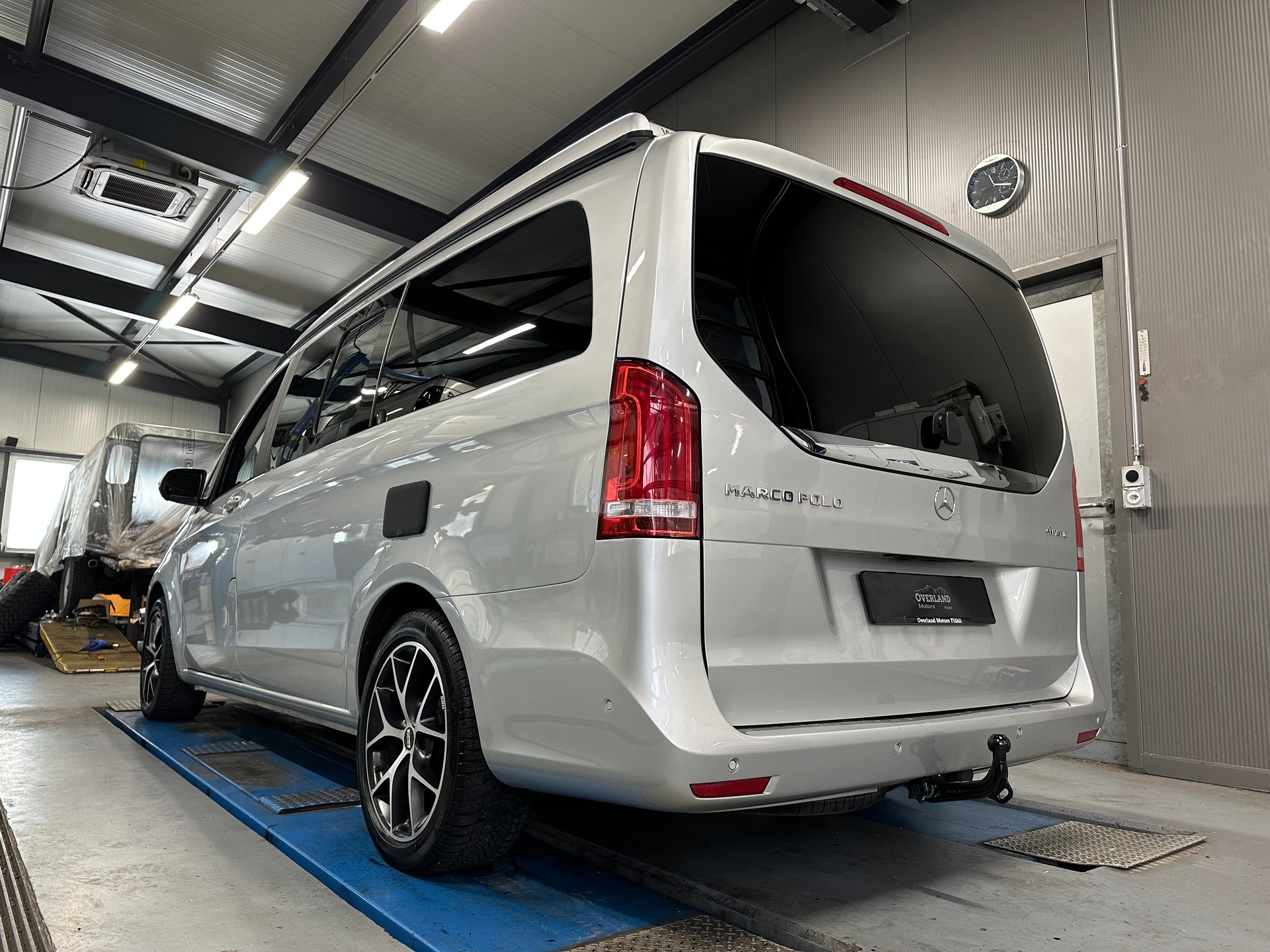 MERCEDES-BENZ MARCO POLO-showroom-element-2