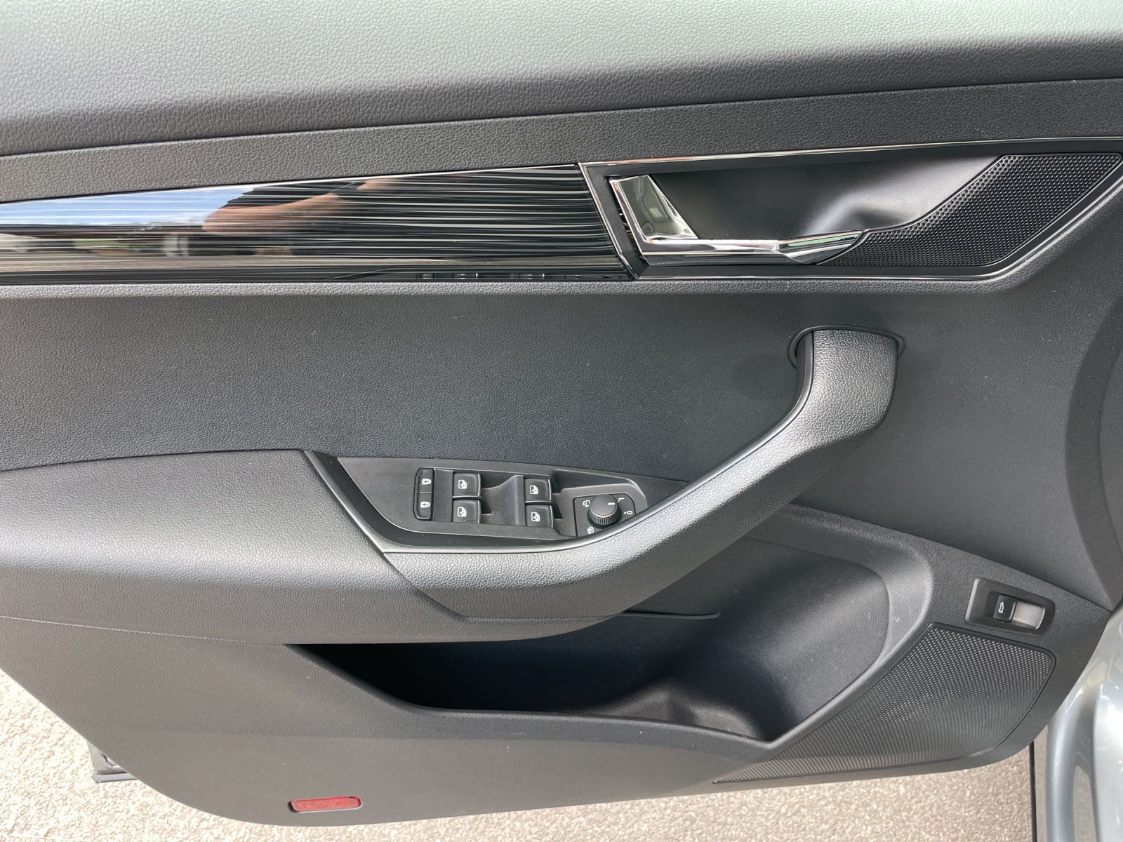 SKODA Karoq 1.5 TSI ACT Style DSG-image-5
