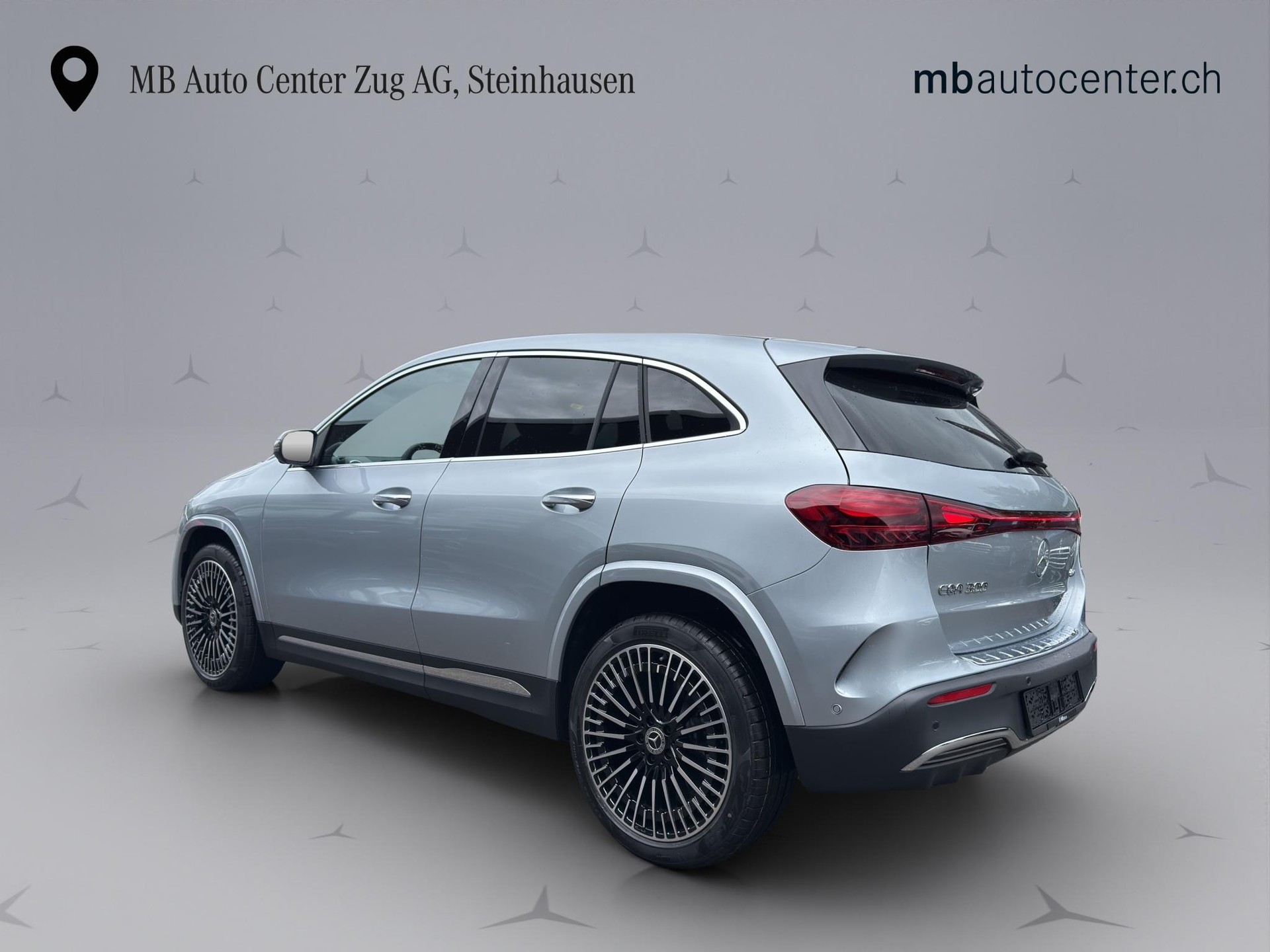 MERCEDES-BENZ EQA 300 Excellence AMG Line 4matic-showroom-element-2