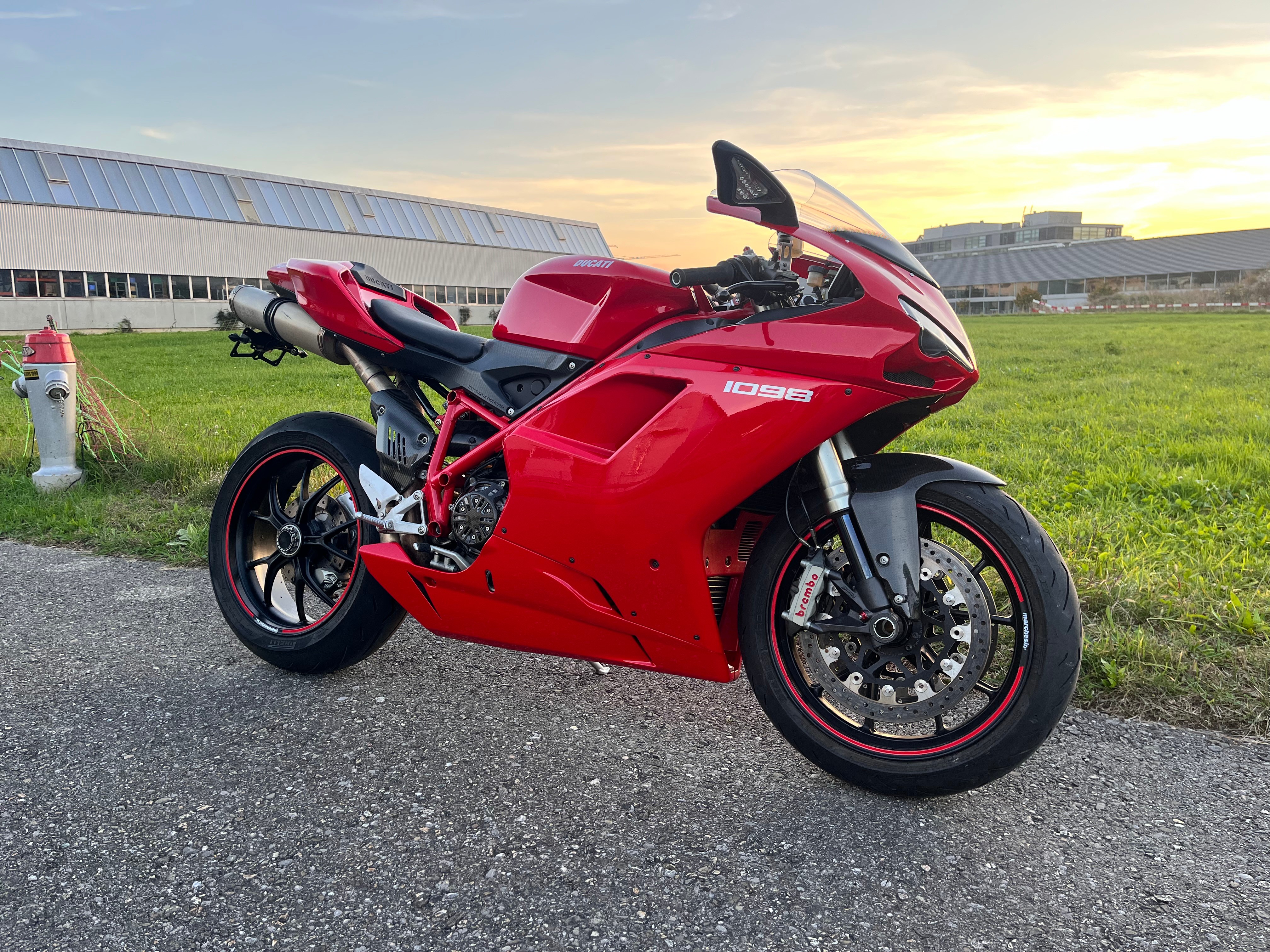 DUCATI 1098 acquistare un veicolo usato AutoScout24