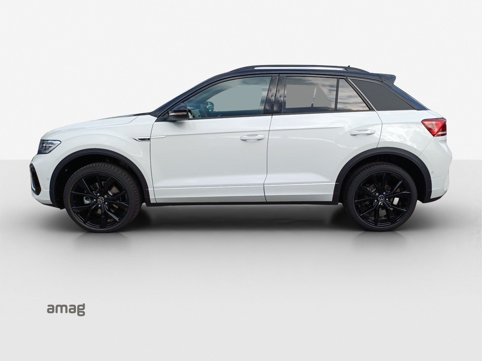 VW T-Roc 2.0 TSI R-Line DSG 4Motion-image-1