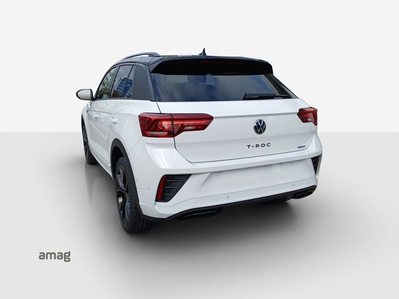 VW T-Roc 2.0 TSI R-Line DSG 4Motion-image-2