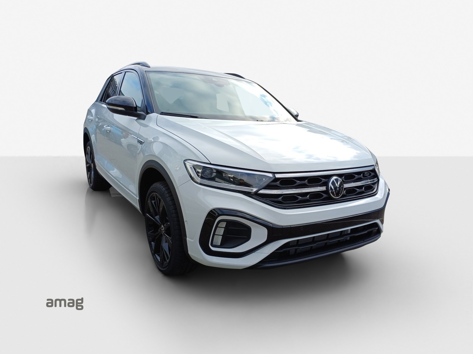 VW T-Roc 2.0 TSI R-Line DSG 4Motion-image-5