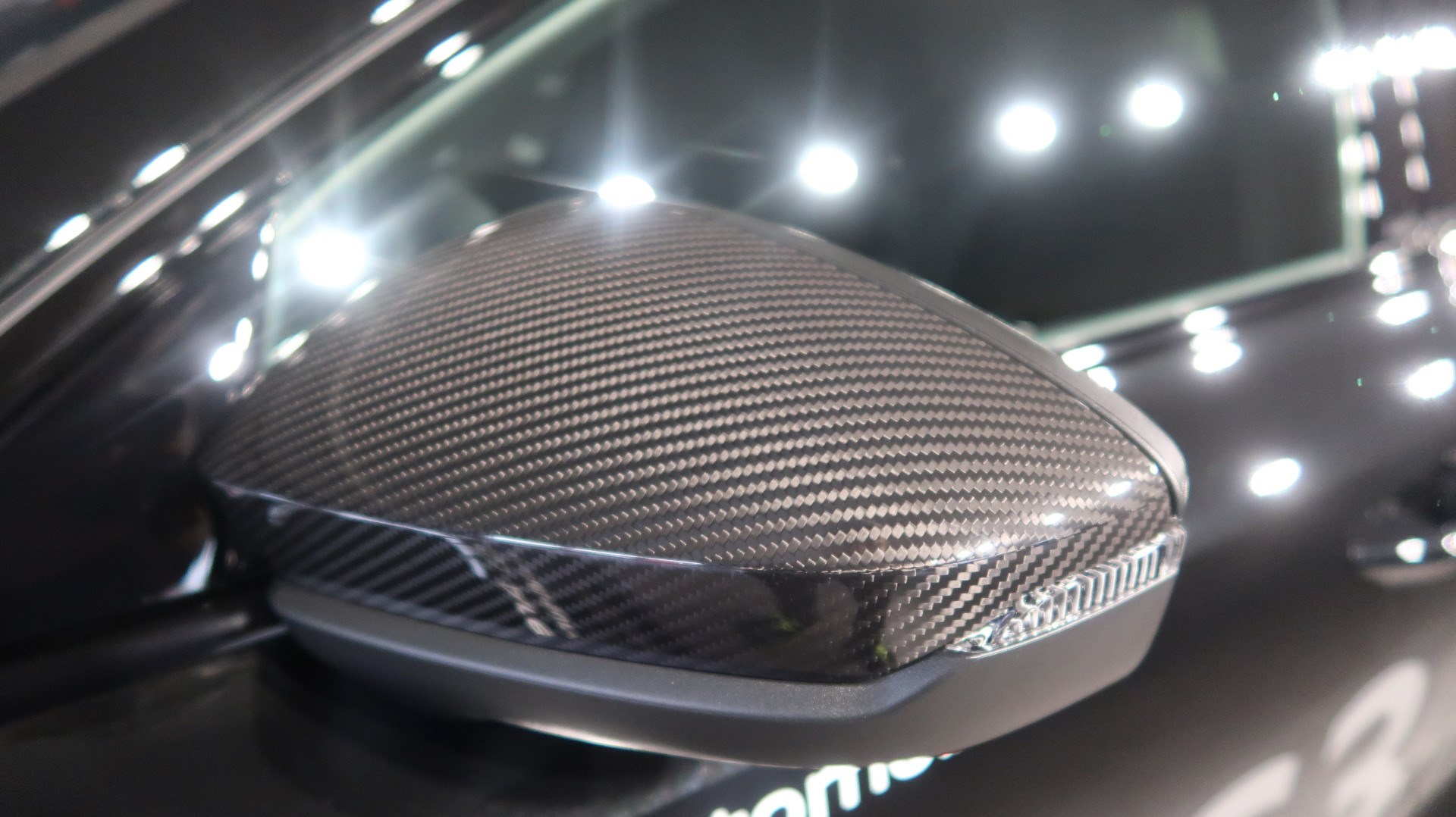 AUDI RS3 Sportback 2.5 TSI quattro-showroom-element-3