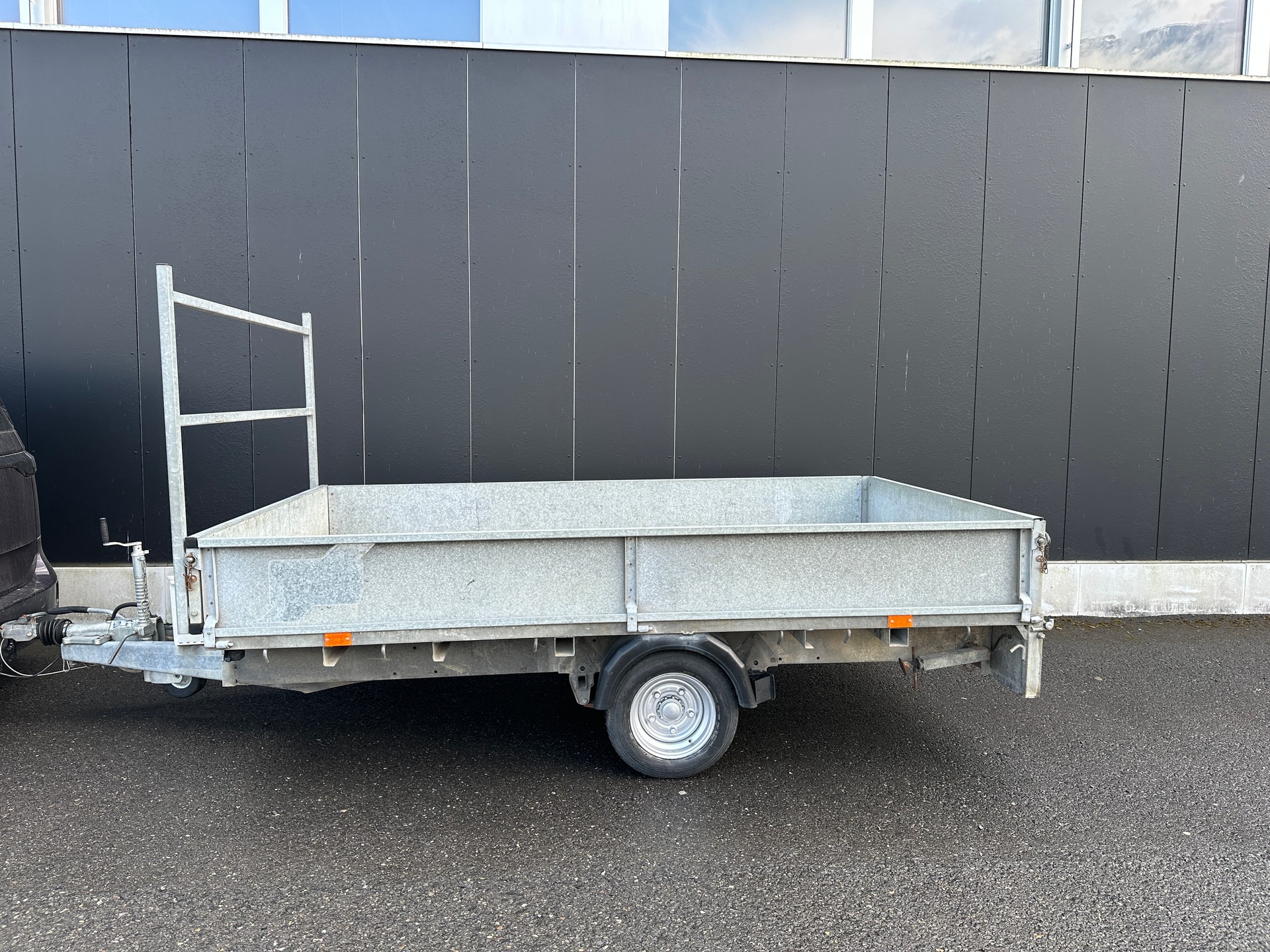 IFOR LMSRGSA-showroom-element-1