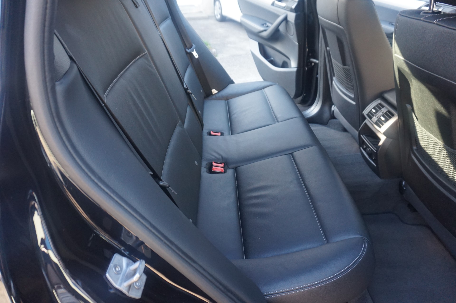 BMW X3 xDrive 35d M Sport Steptronic-image-12