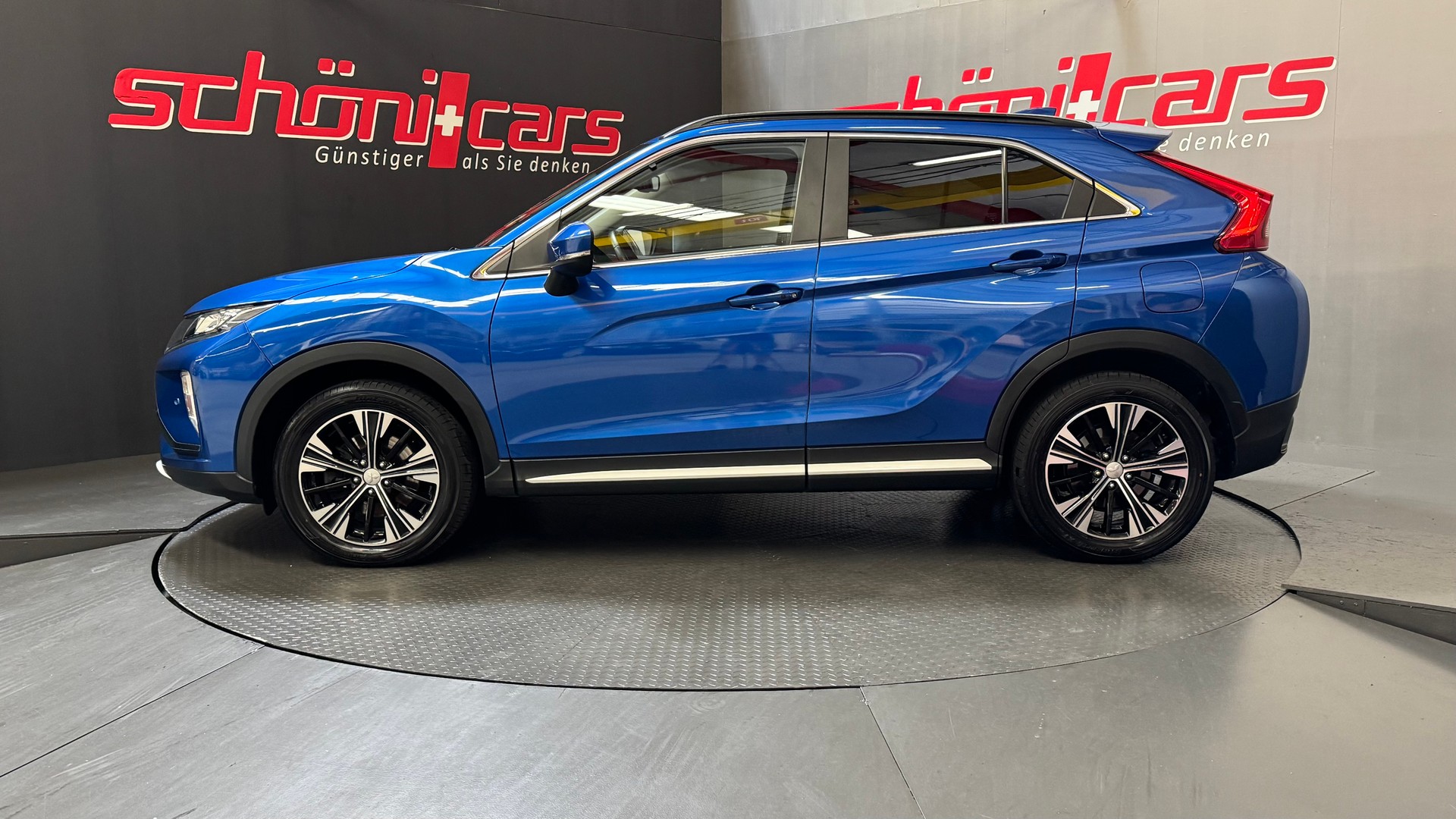 MITSUBISHI Eclipse Cross 1.5 T-Mivec Style 4WD CVT-showroom-element-2