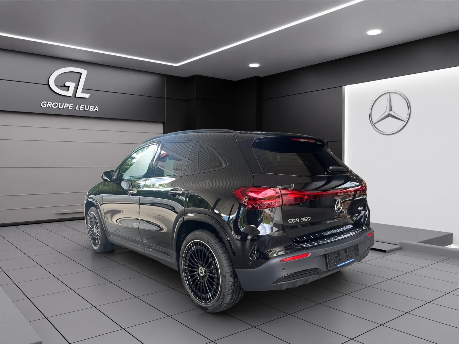 MERCEDES-BENZ EQA 350 66,5 kWh 4Matic Excellence-showroom-element-3