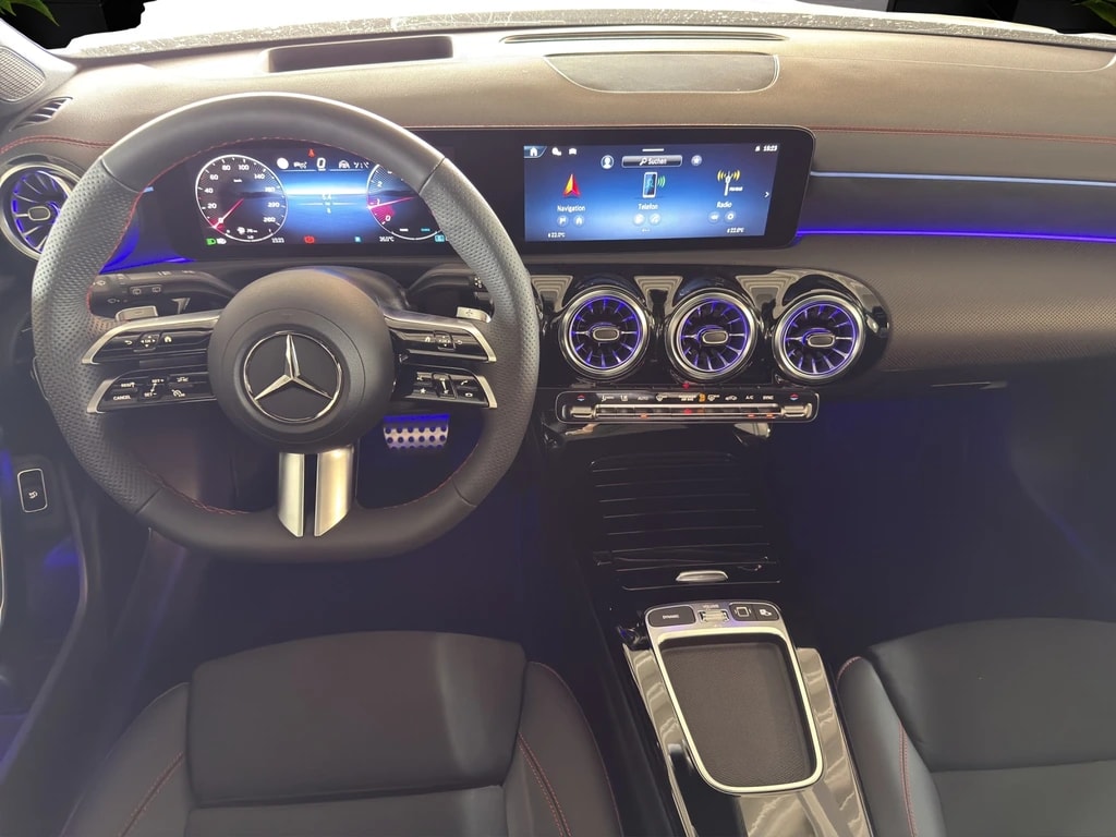 Image MERCEDES-BENZ CLA-250 CLA Shooting Brake 250 4Matic 8G-DCT