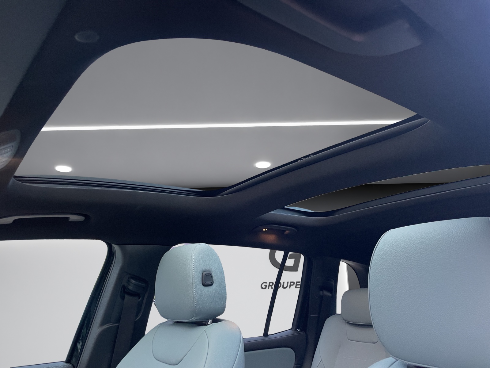 Image MERCEDES-BENZ GLB-250 GLB 250 4Matic AMG Line 8G-Tronic