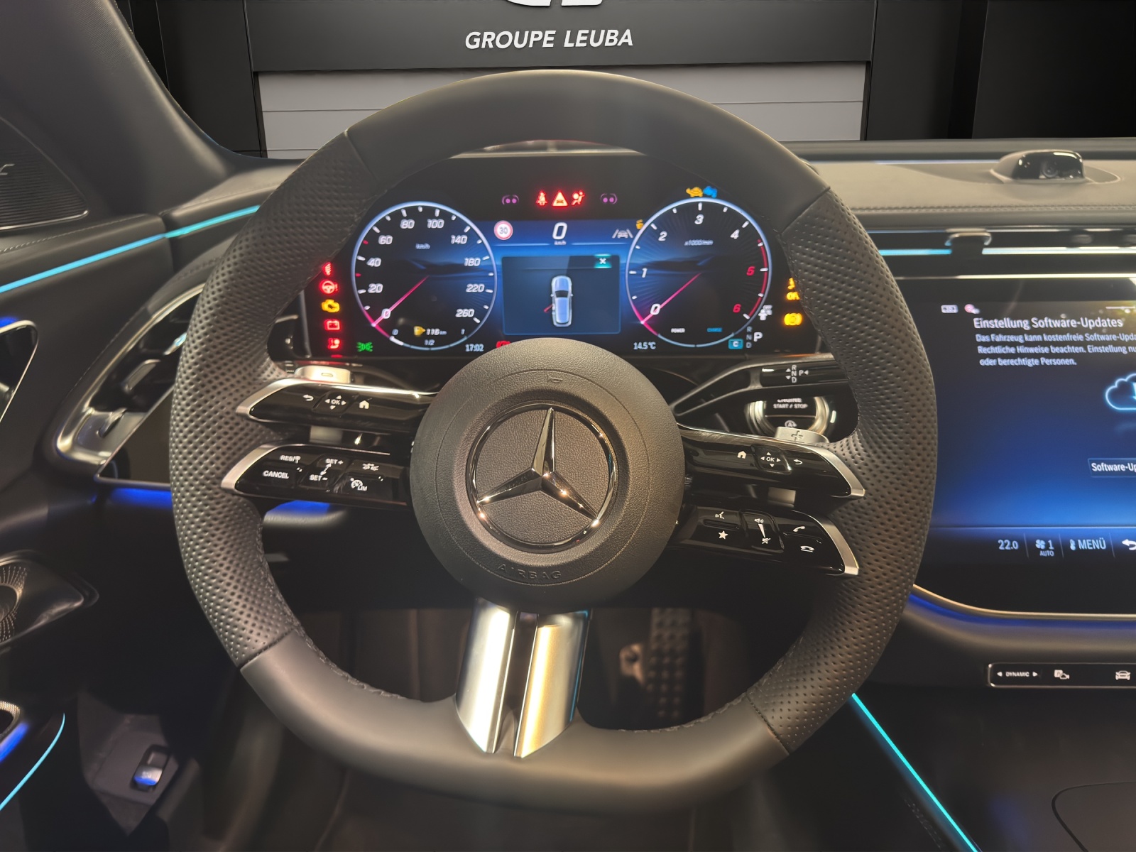 Image MERCEDES-BENZ E-220 E 220 d T 4Matic 9G-Tronic