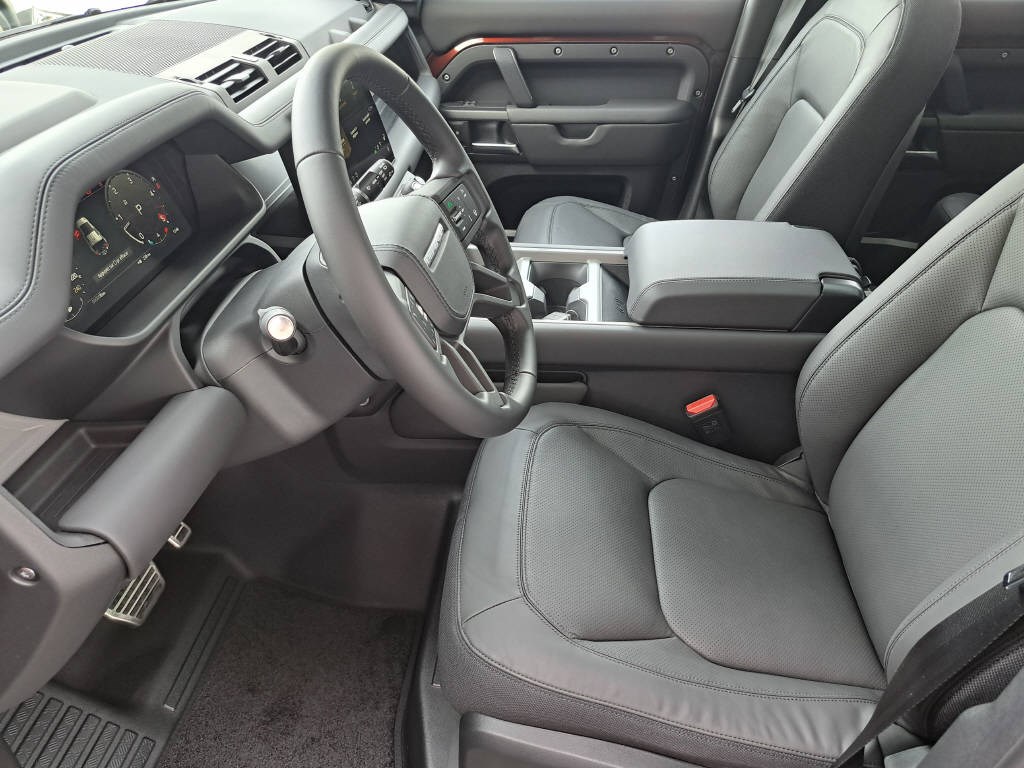 LAND ROVER Defender 110 3.0 D I6 250cv Sedona Edition-image-8