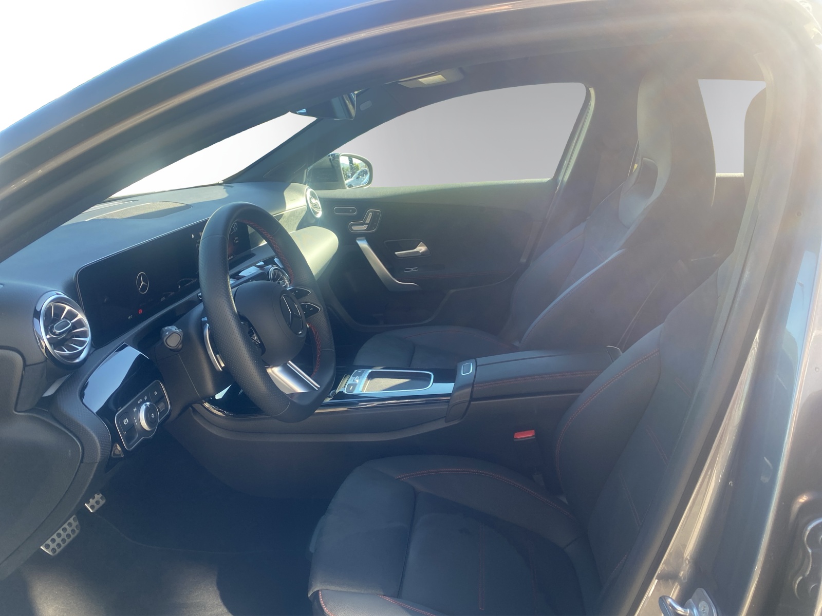 Image MERCEDES-BENZ A-250 A 250 4Matic 8G-DCT