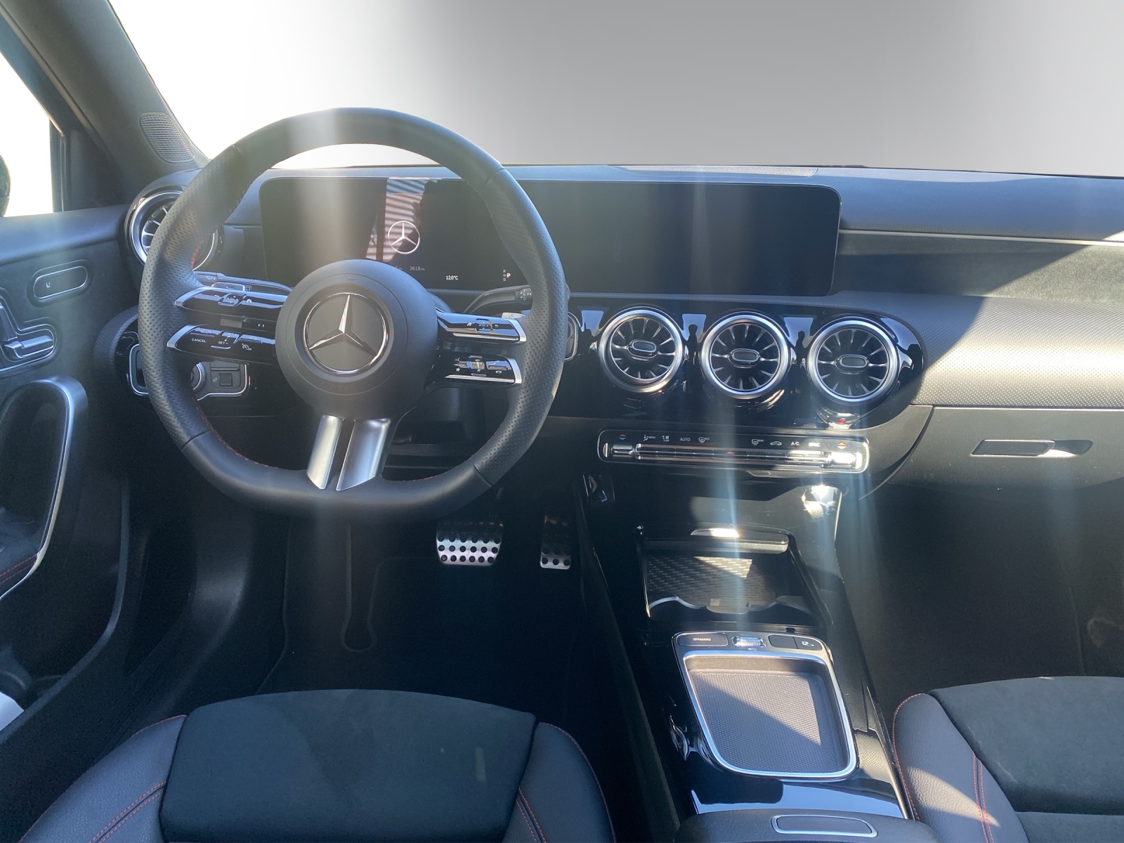 Image MERCEDES-BENZ A-250 A 250 4Matic 8G-DCT