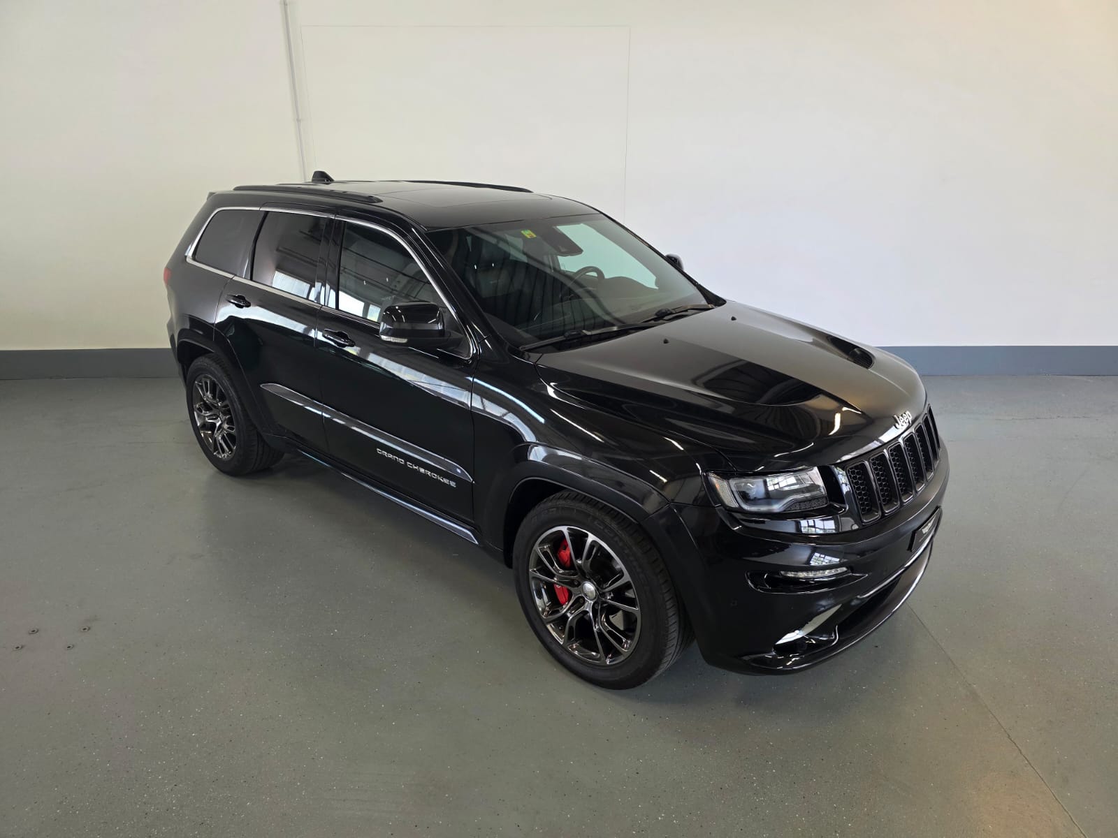 JEEP Grand Cherokee 6.4 V8 HEMI SRT8 Automatic