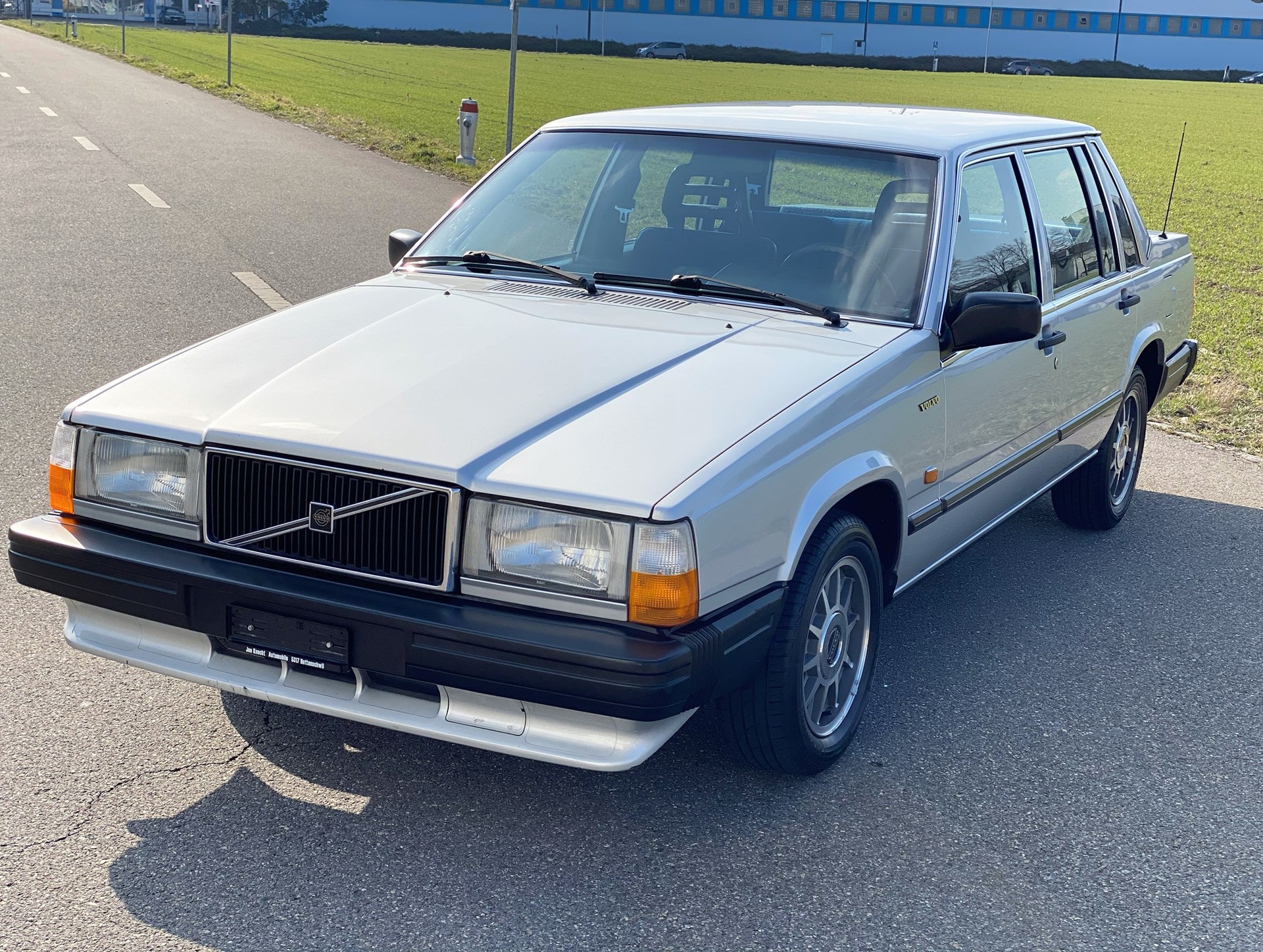VOLVO 740 2.3 GLE VETERANENFAHRZEUG-showroom-element-3