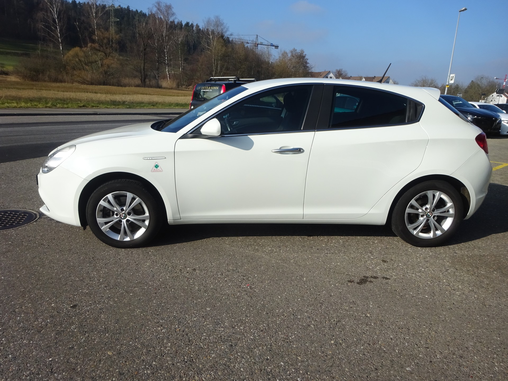 ALFA ROMEO 2.0JTD DISTINKTIV 140CV-image-1
