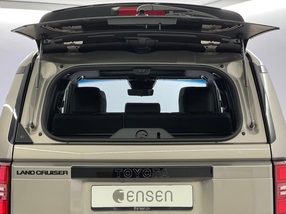 Land Cruiser 2.8 D 48V Invincible AWD