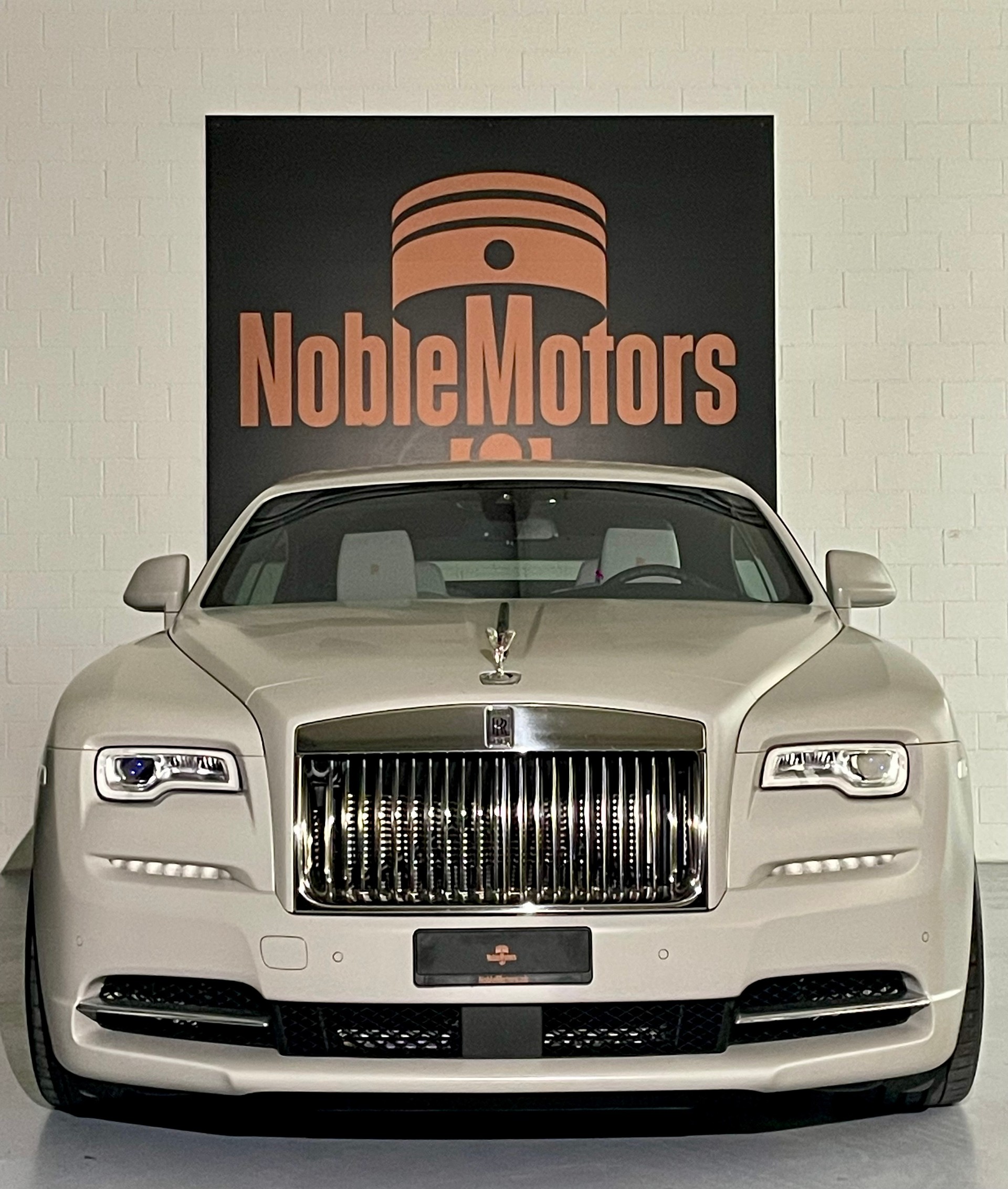 ROLLS-ROYCE Wraith 6.6V12 NEBULA EDITONE / CH- Fzg. / Matt-Lackierung