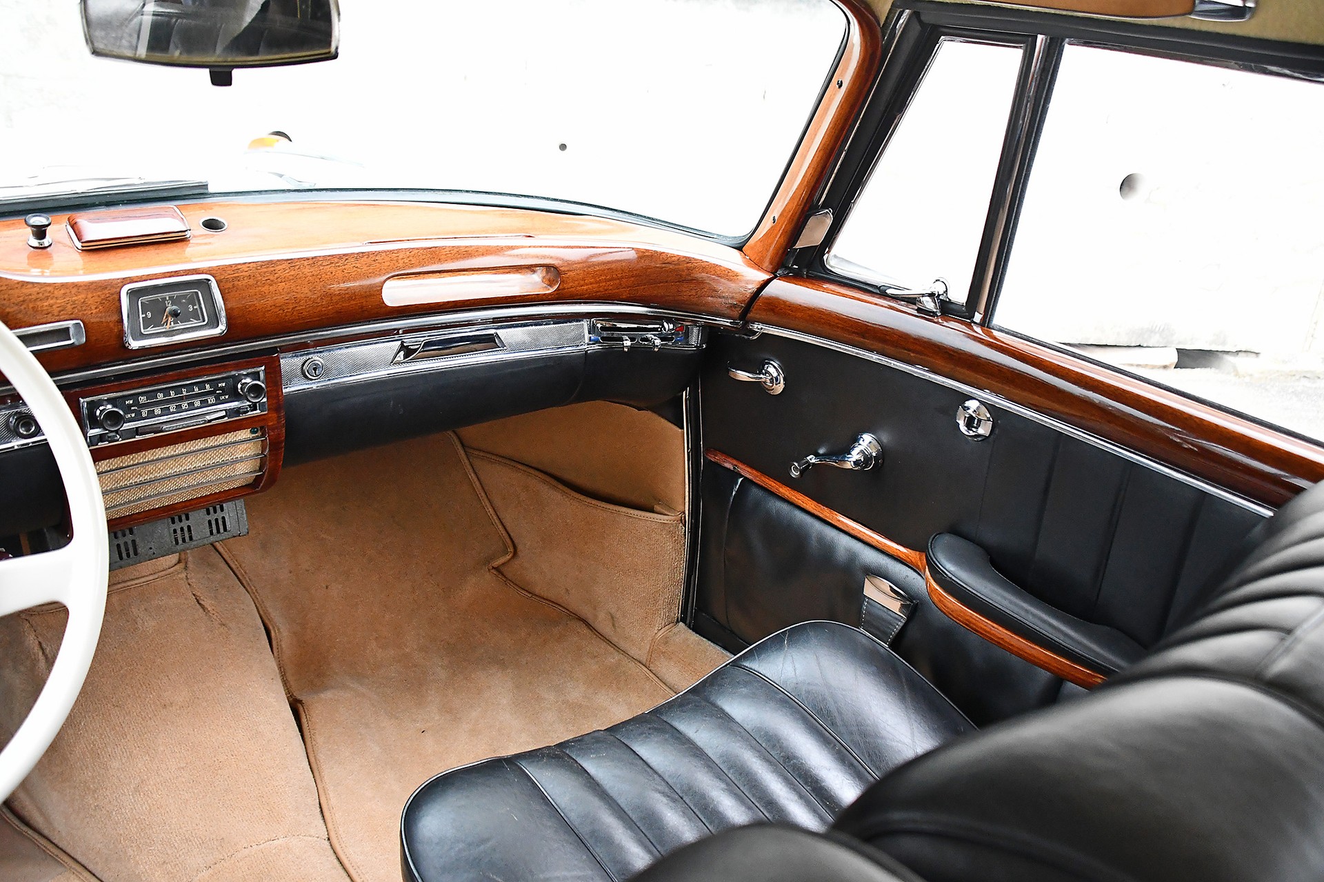 MERCEDES-BENZ SE Ponton Coupé-image-10