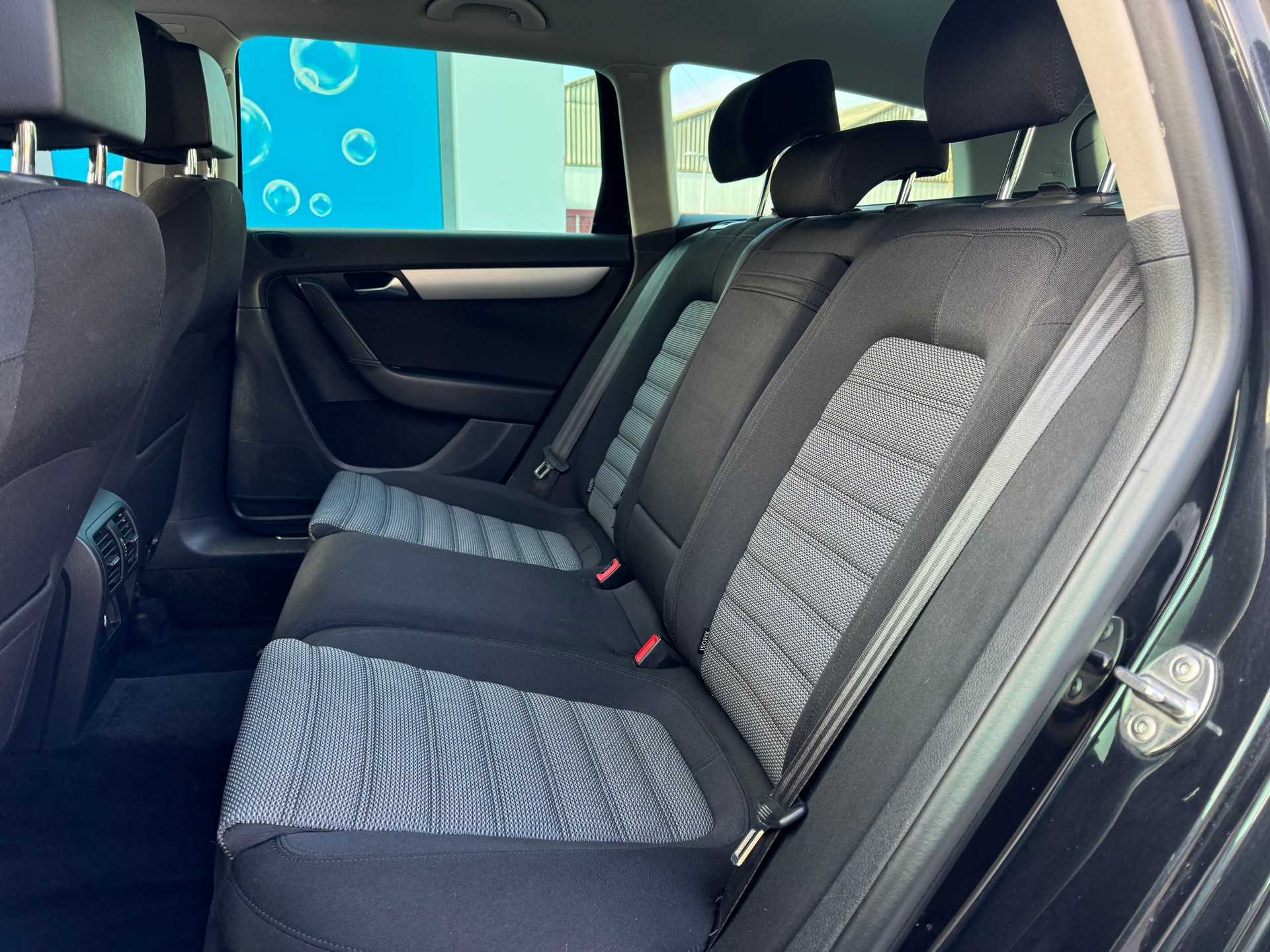 VW Passat Alltrack 2.0 TSI 4Motion DSG-image-8