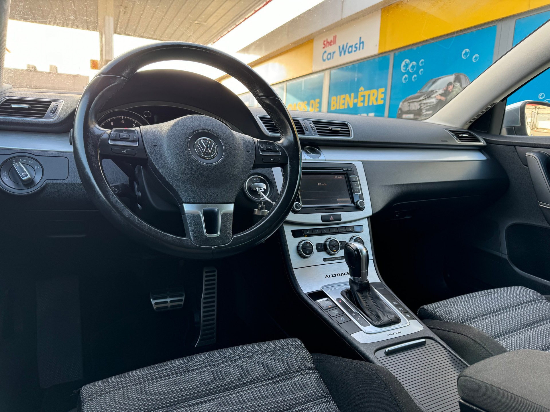 VW Passat Alltrack 2.0 TSI 4Motion DSG-image-9