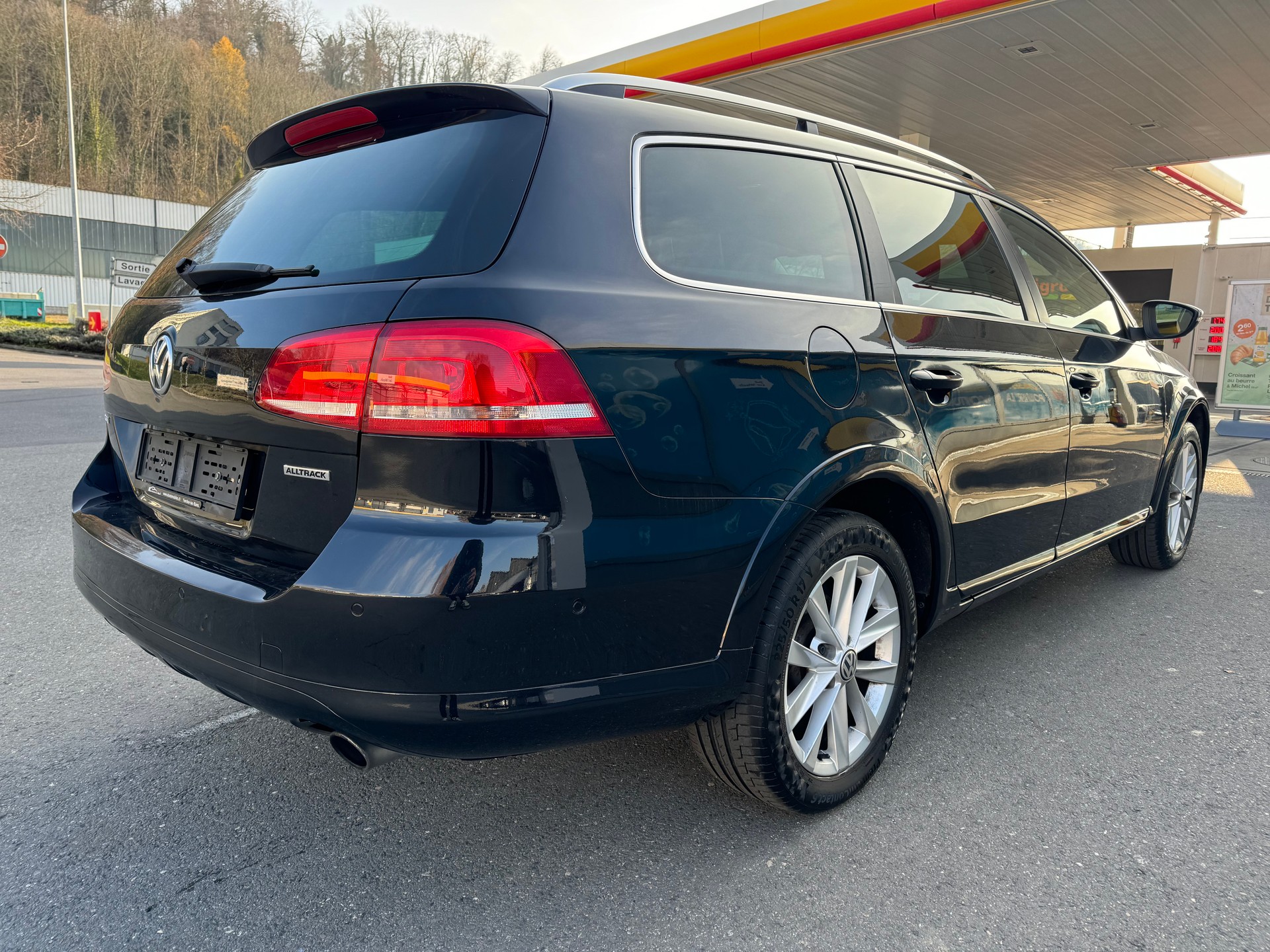 VW Passat Alltrack 2.0 TSI 4Motion DSG-image-6