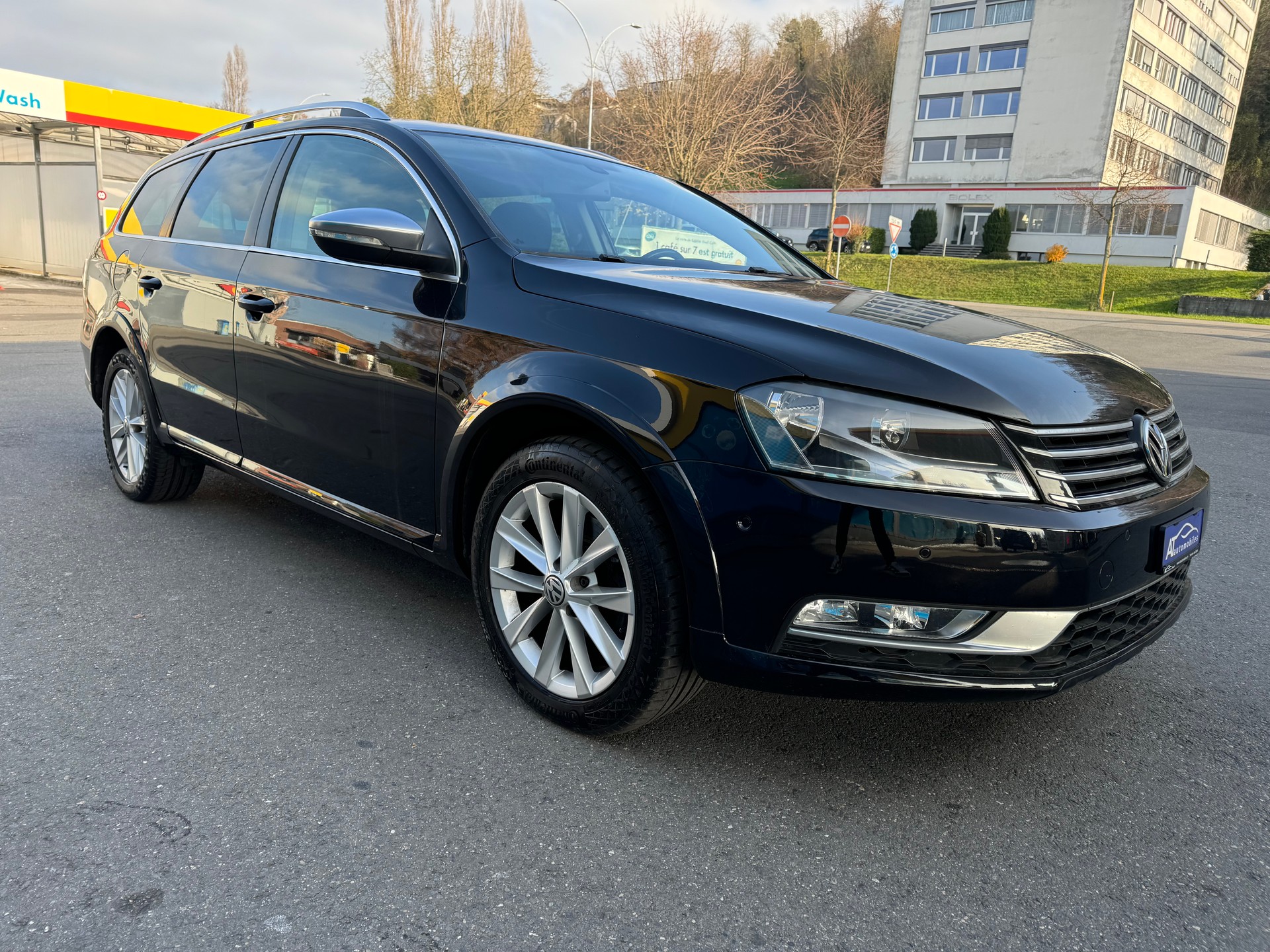 VW Passat Alltrack 2.0 TSI 4Motion DSG-image-3