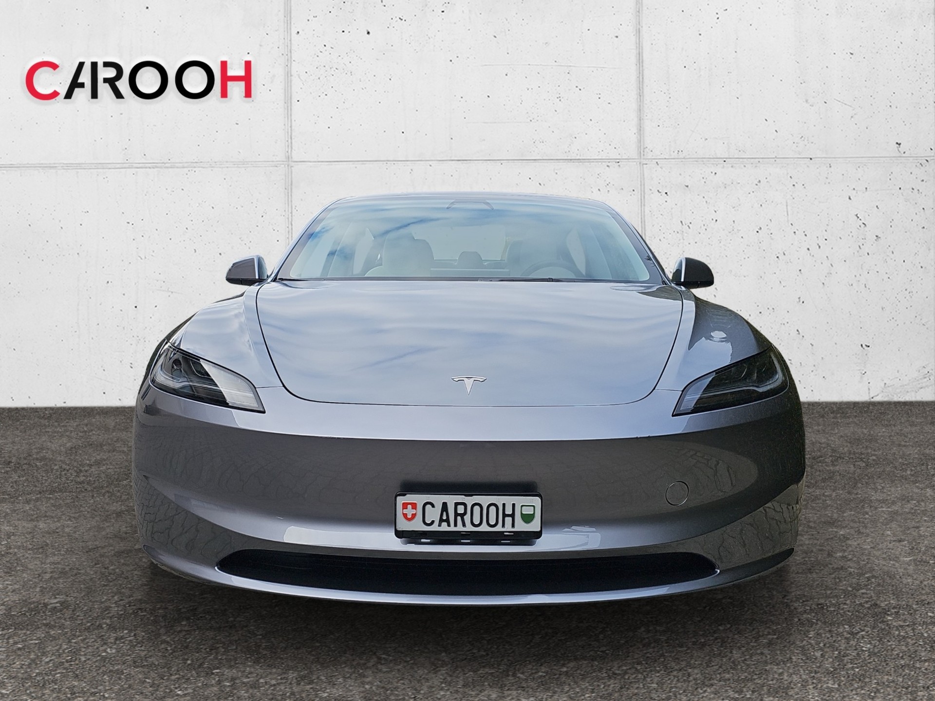 TESLA Model 3 Long Range Dual Motor AWD-showroom-element-1